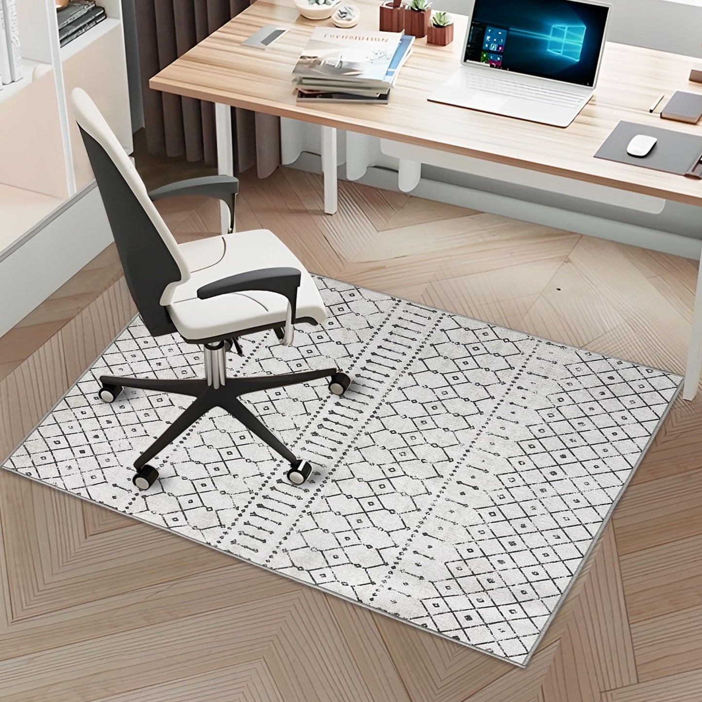 Office Chair Mat for Hardwood Floor, 35x47in Floor Mat for Offices Chair, Computer Chairs Mat for Floor Protection, Non-Slip Desk Chair Mats for Home Office, Mats for Under Desk Chairs, Easy to Clean