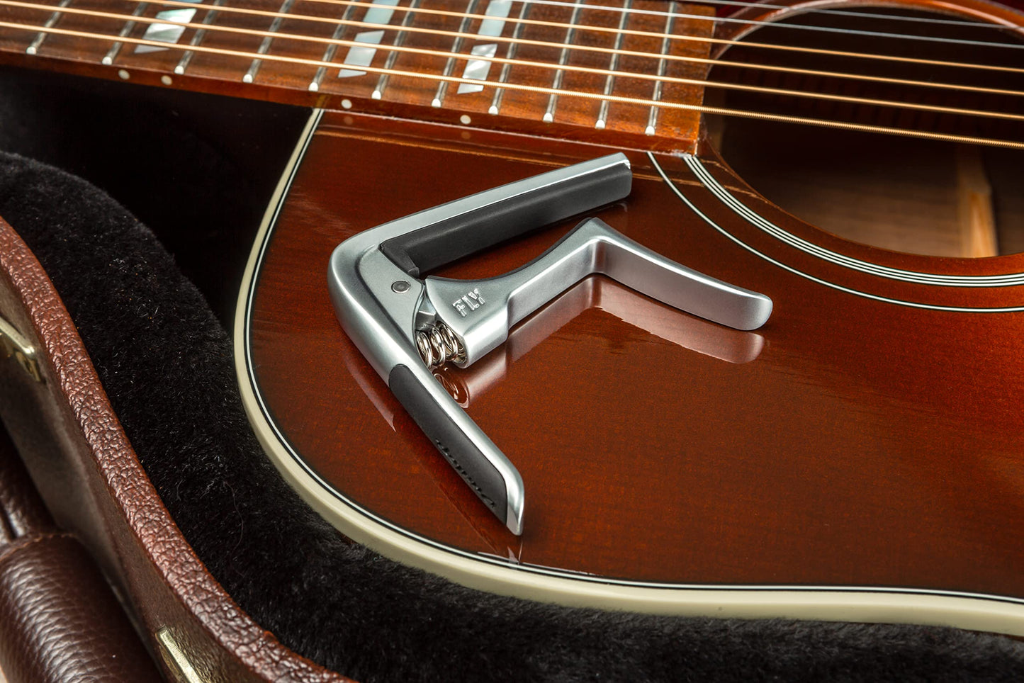 JIM DUNLOP Trigger Fly Capo Curved Satin Chrome