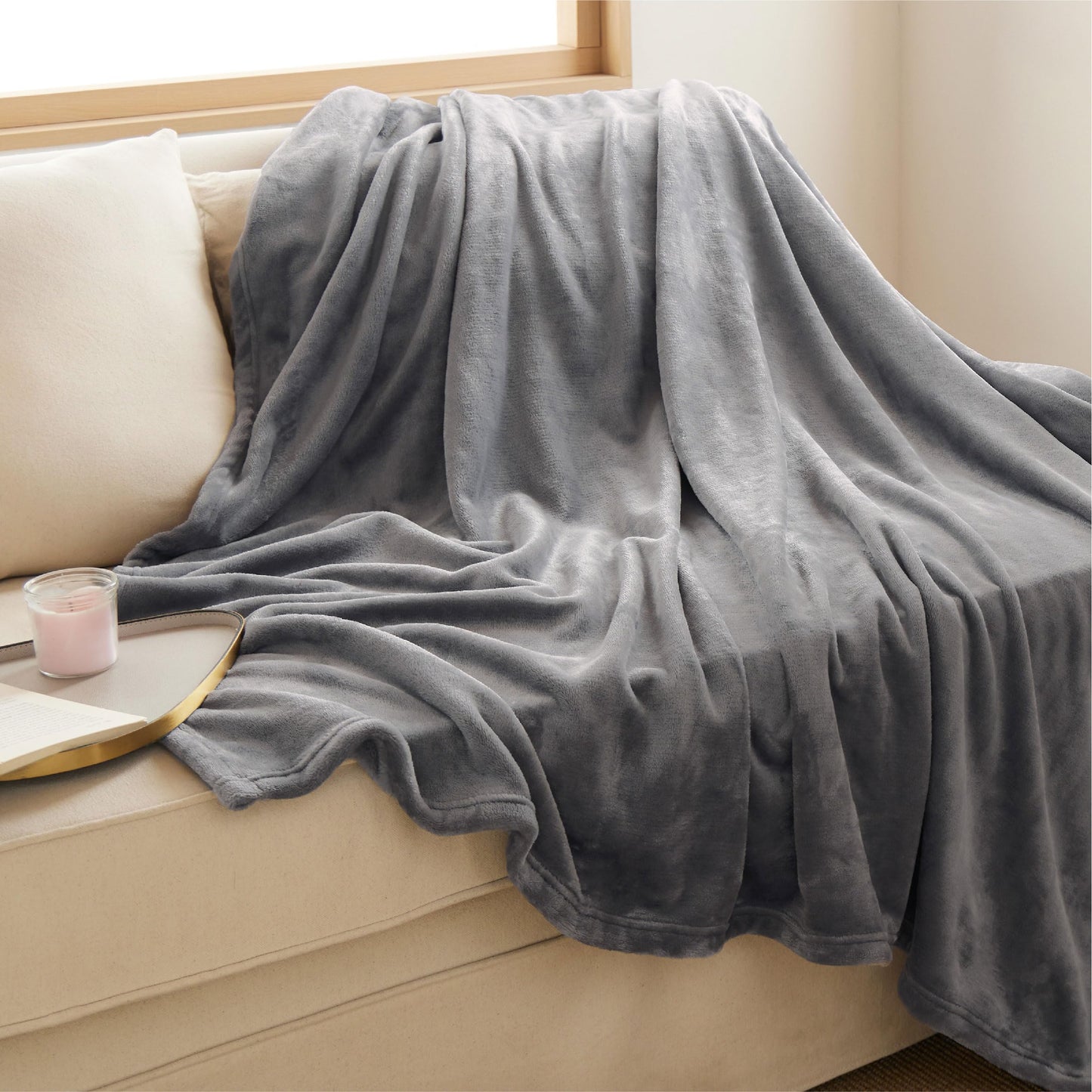 Bedsure King Size Blanket for Bed - Fleece Cozy Soft Blankets for Women, Lightweight Fuzzy Flannel Throw for All Seasons, Grey, 108x90 inches