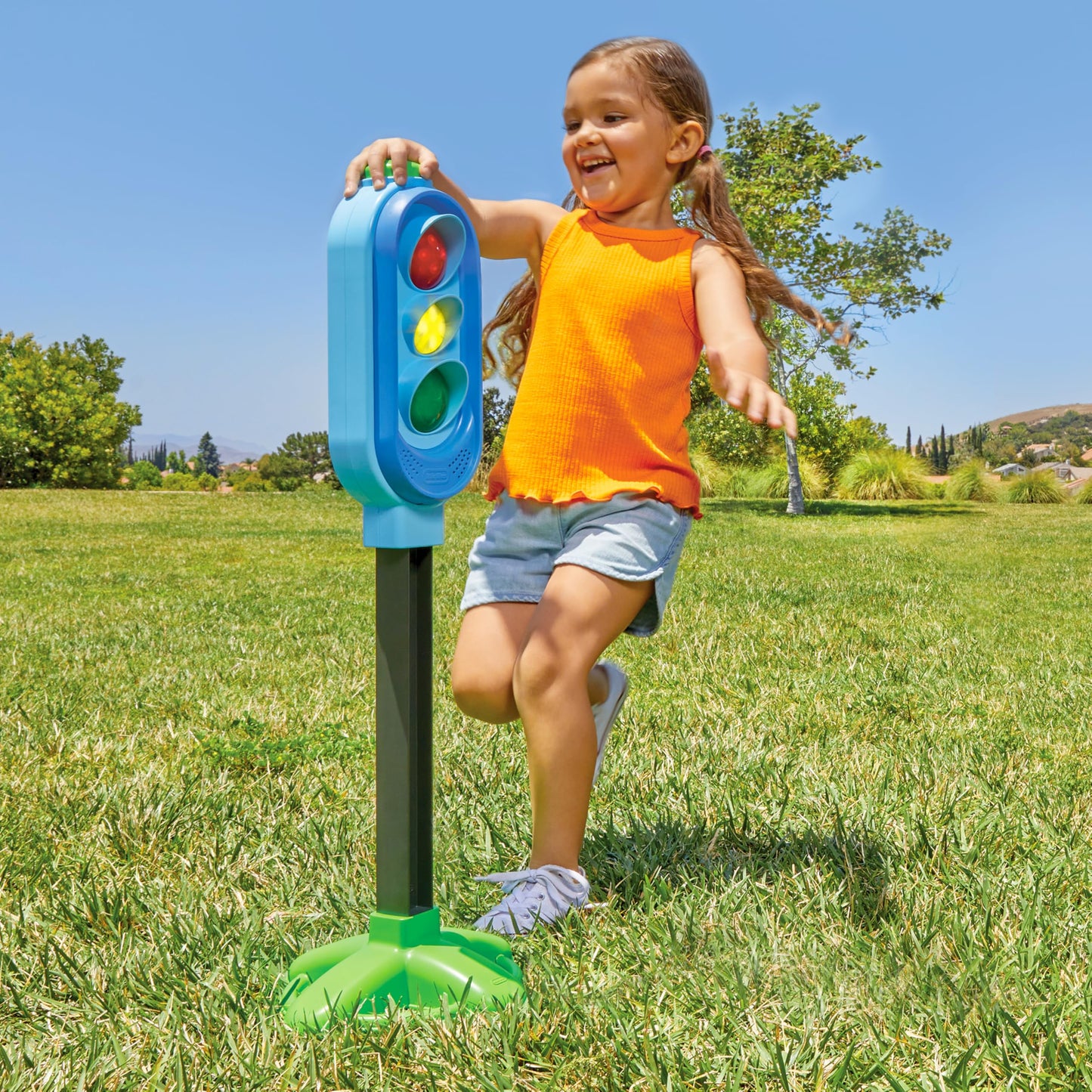 Little Tikes™ Red Light Green Light, Active Play Sports Toys, for Boys and Girls Ages 3+ Years