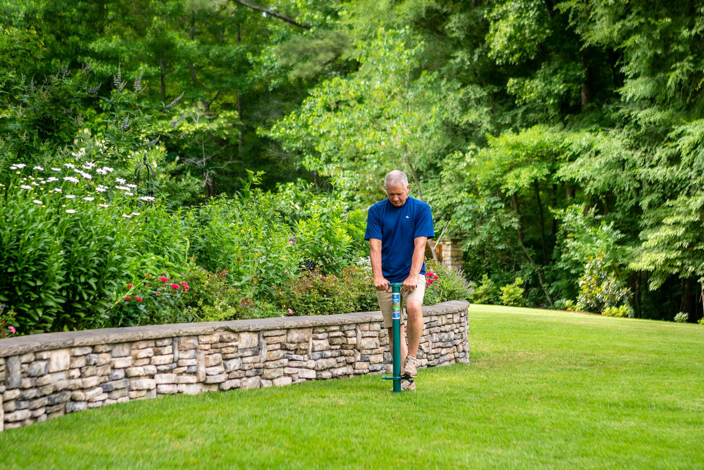 ProPlugger 5-In-1 Lawn & Garden Planting Tool - Bulb Planter - Manual Weeder - Soil Tester