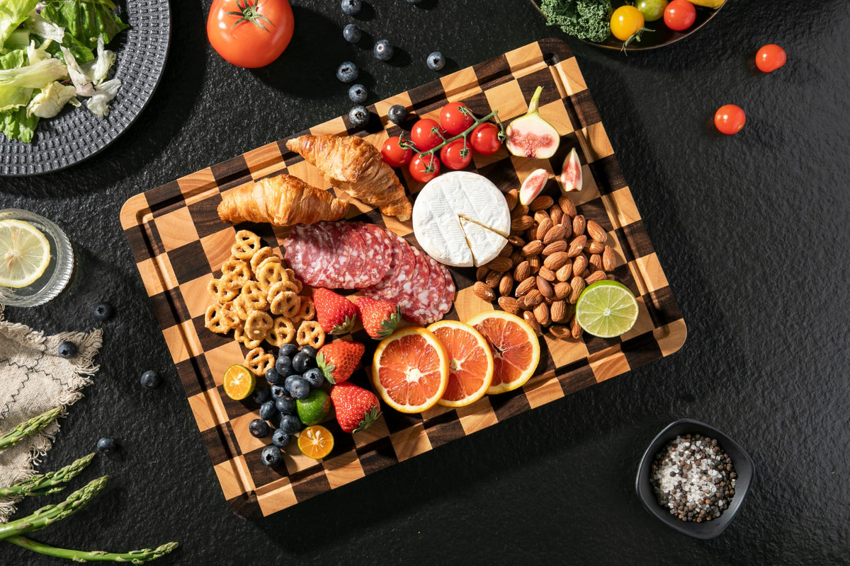 THETCHRY Cutting Boards for Kitchen, Thickened Checkered Cutting Board, Walnut & Acaia Wood Chopping Board with Juice Grooves & Handles, Double-Sided Large Butcher Block, 17" x 12" x 1.2"