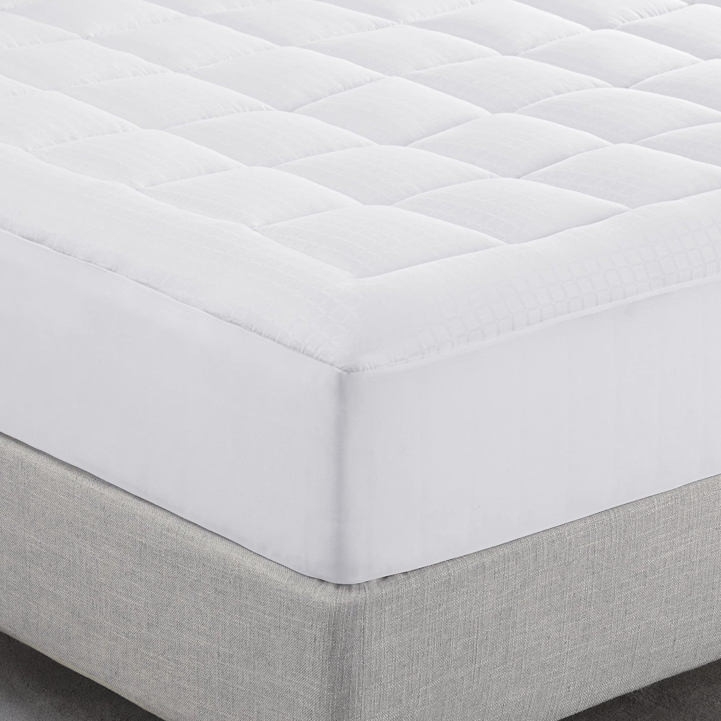 Serta ComfortSure Twin XL Mattress Cover, Fitted Pillow Top Mattress Pad, Super Soft and Breathable Quilted Cotton Protector with 18" Elastic Deep Pockets for Secure Fit, White