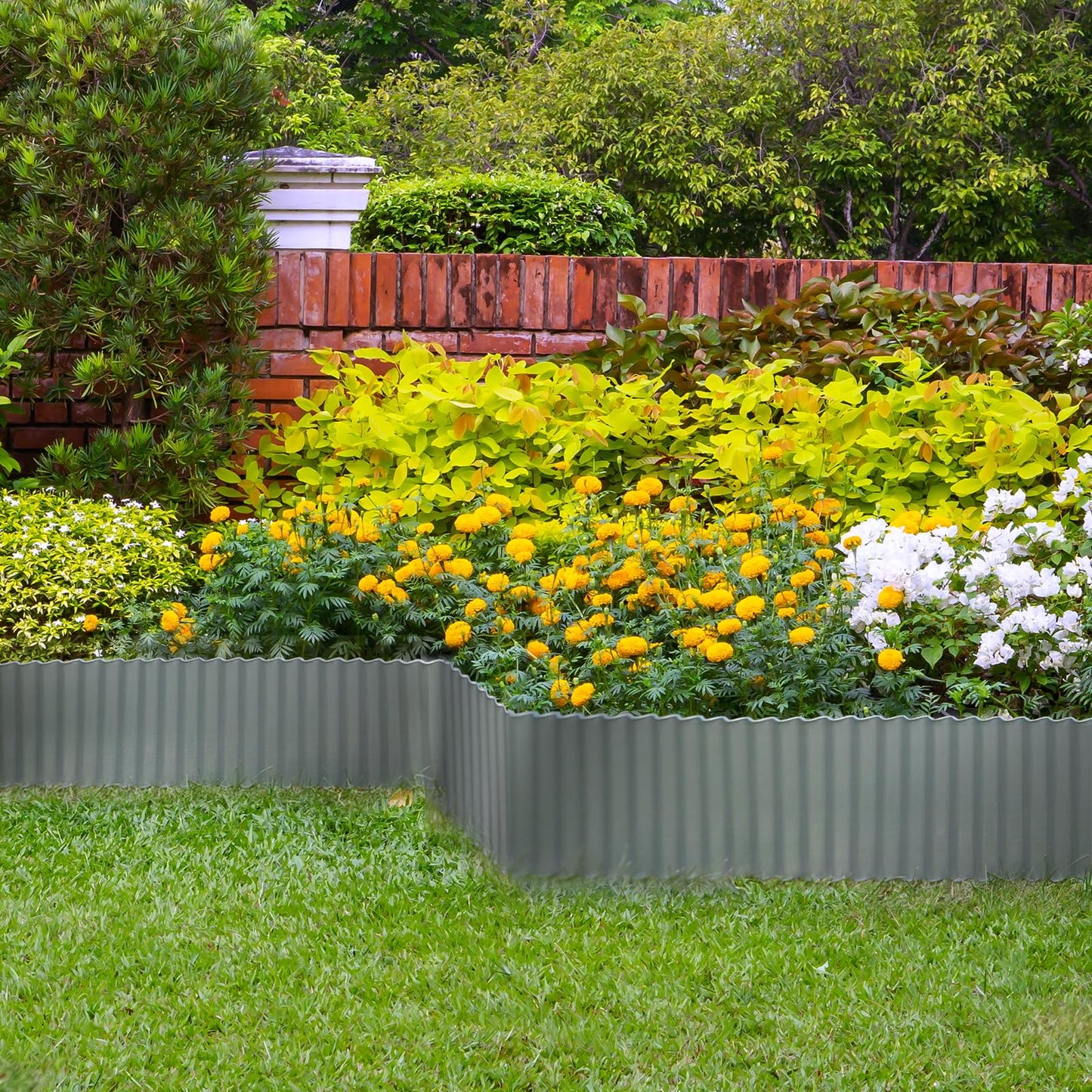Worth Wide Wavy Galvanized Steel Landscape Edging 10" x 20ft Flexible Sturdy Metal Lawn Garden Edging Long Strips for Raised Bed Tree Borders Silver