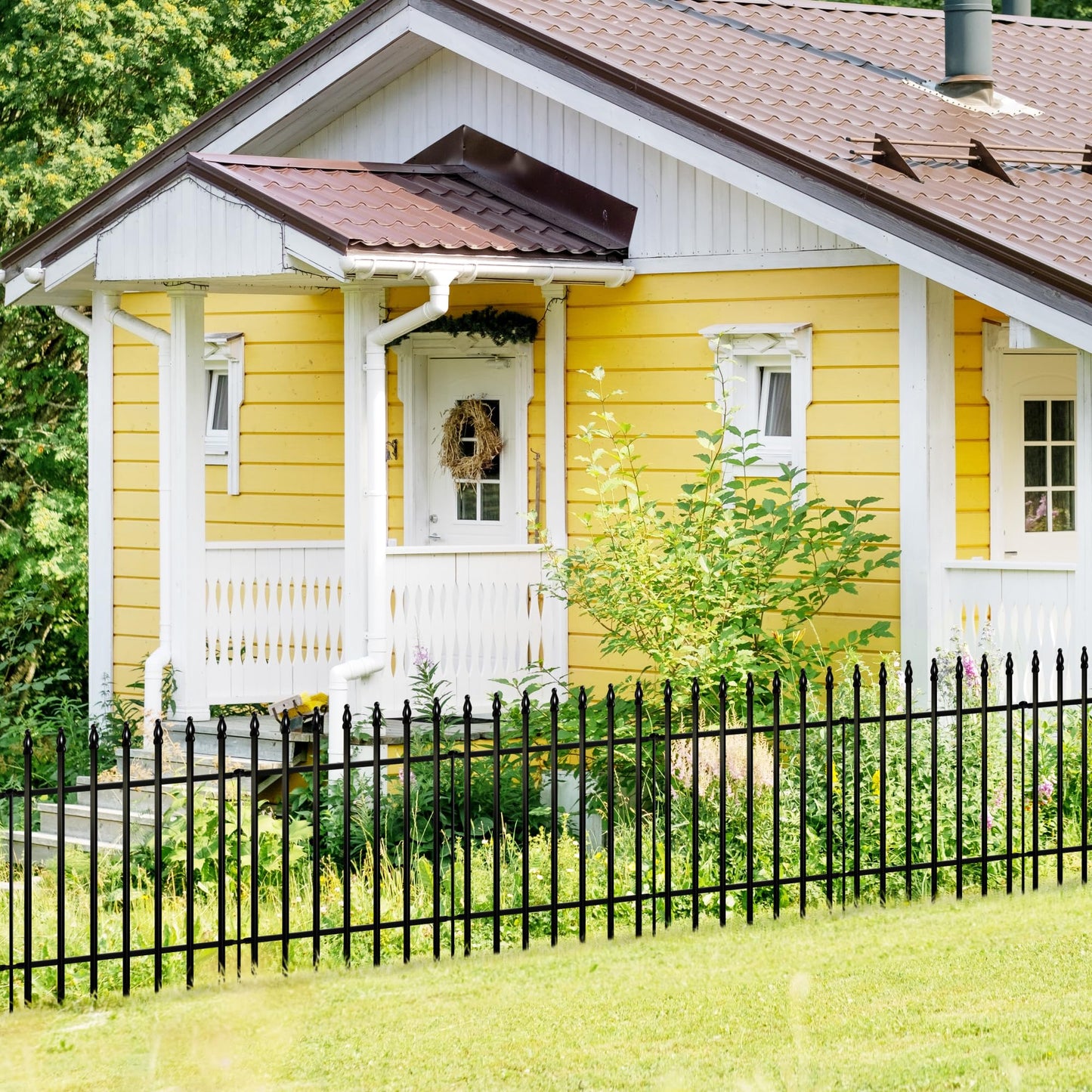 ARIFARO Decorative Metal Garden Fence 18" high x 22" Wide 5 Pack, Animal Barrier for Dog Pet,Border Garden Fencing for Outdoor Patio Lawn Yard Flower Bed