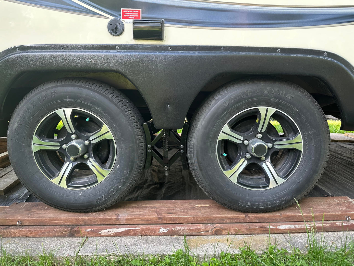 PEAKTOW Heavy Duty Lockable RV Tire Wheel Chock Stabilizer, RV Wheel Immobilizers for Camper Motorhome and Travel Trailer, with Wrench and Two Locks, 2PK