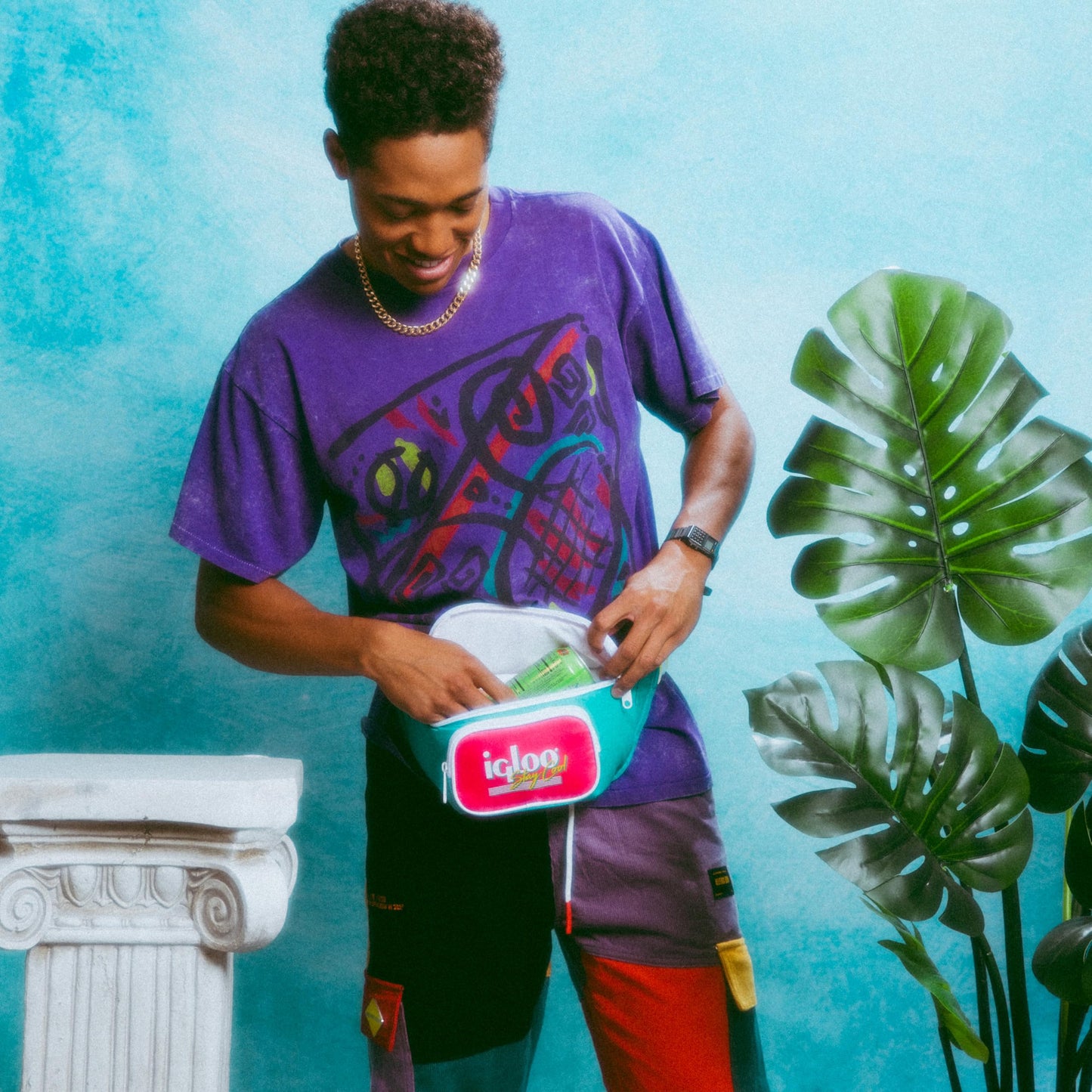 Igloo 90s Retro Collection Fanny Pack Portable Cooler, Jade