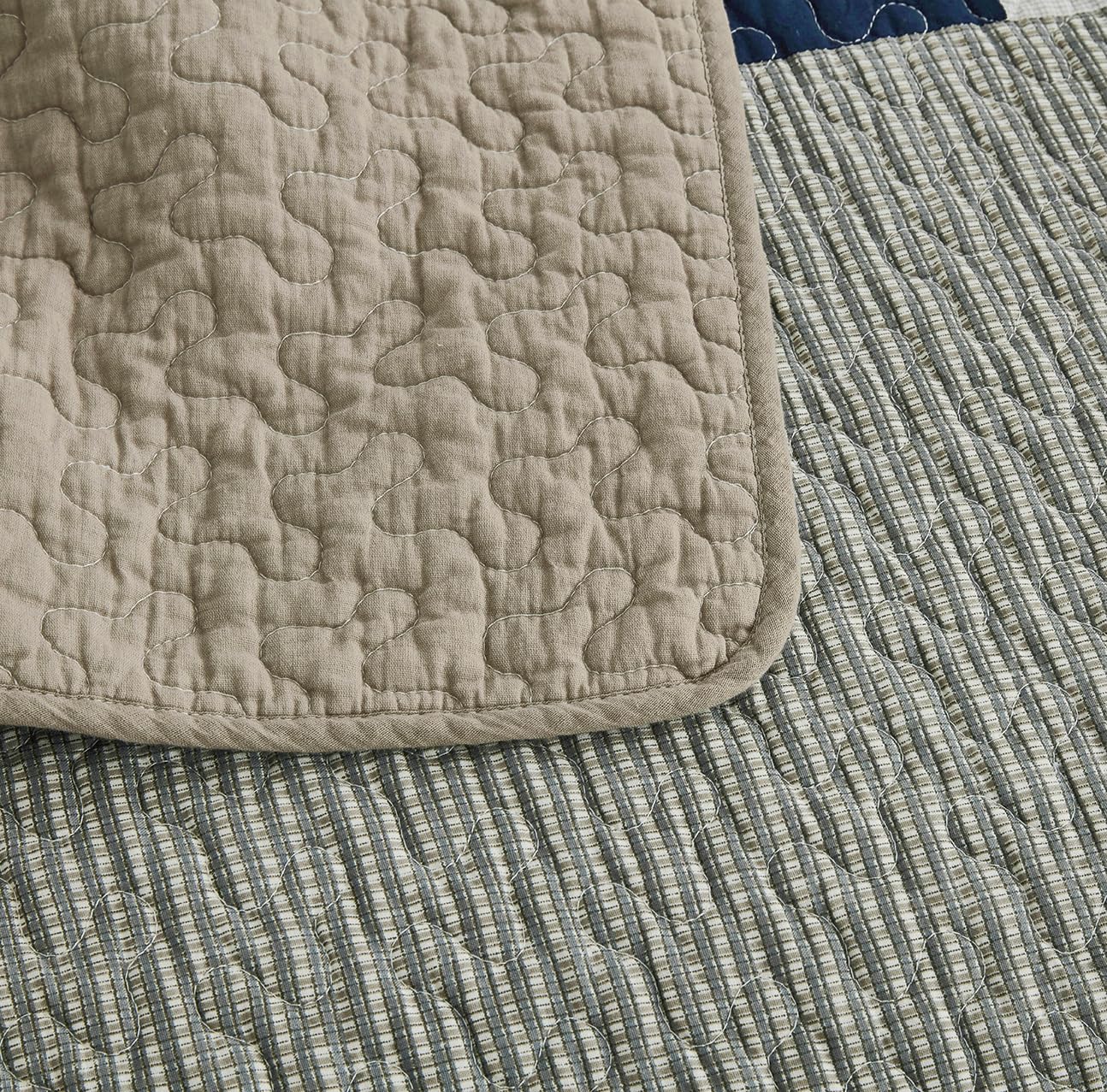 Chezmoi Collection Addy 3-Piece Navy Blue White Gray Taupe Plaid Patchwork Quilt Set - Pre-Washed Cotton Coverlet - Lightweight Reversible Bedspread, Queen Size