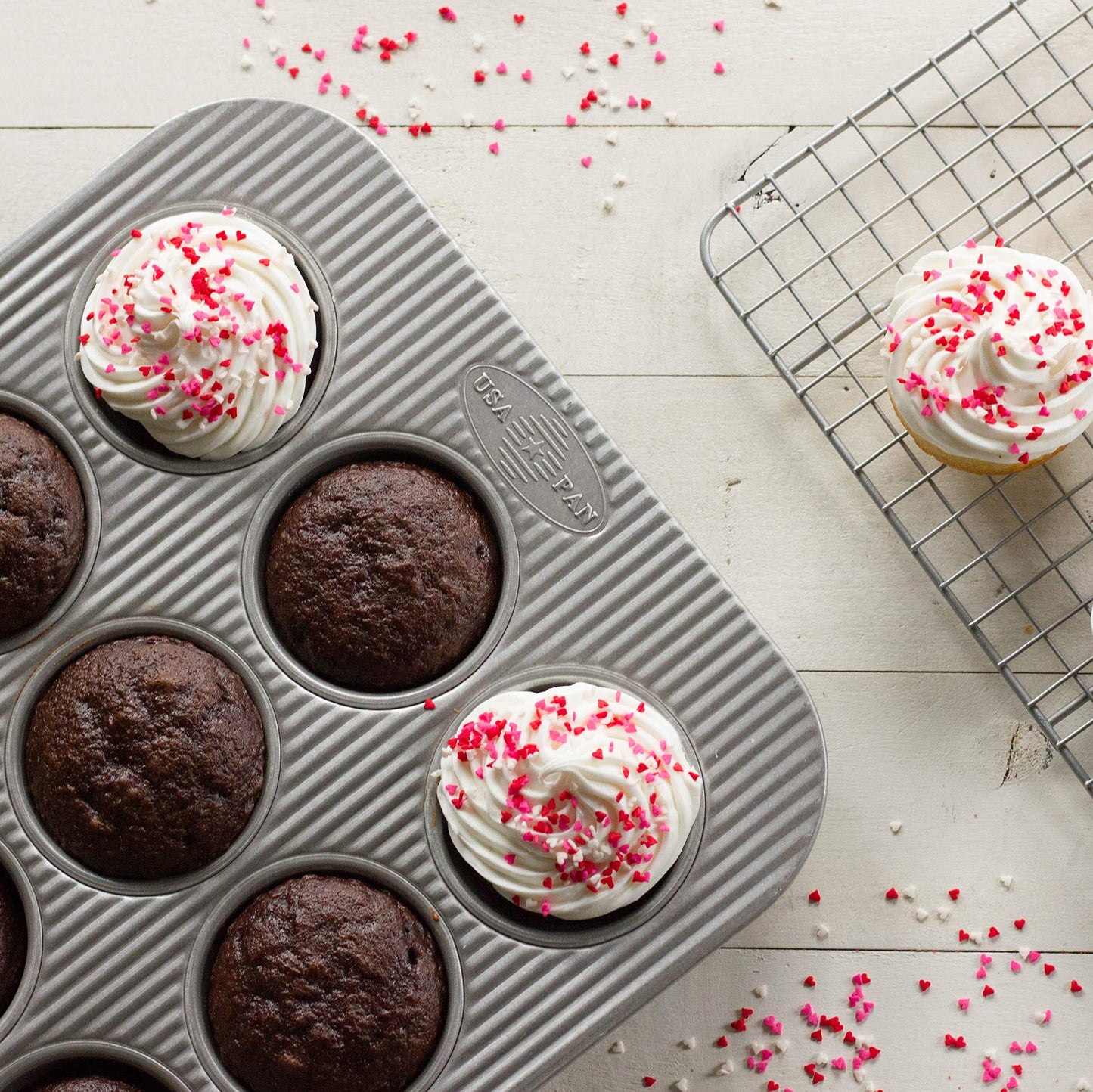 USA Pans 12 Cup Cupcake or Muffin Pan, Aluminized Steel with Americoat