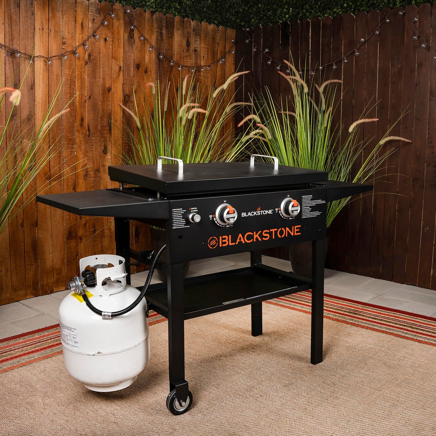 Blackstone 5003 28”Outdoor Griddle Hard Top Lid Cover with Handle- Powder Coated Steel Lightweight Durable - Perfect Accessories to Protect your Cooking Station Fits 28'' Front or Rear Grease Model