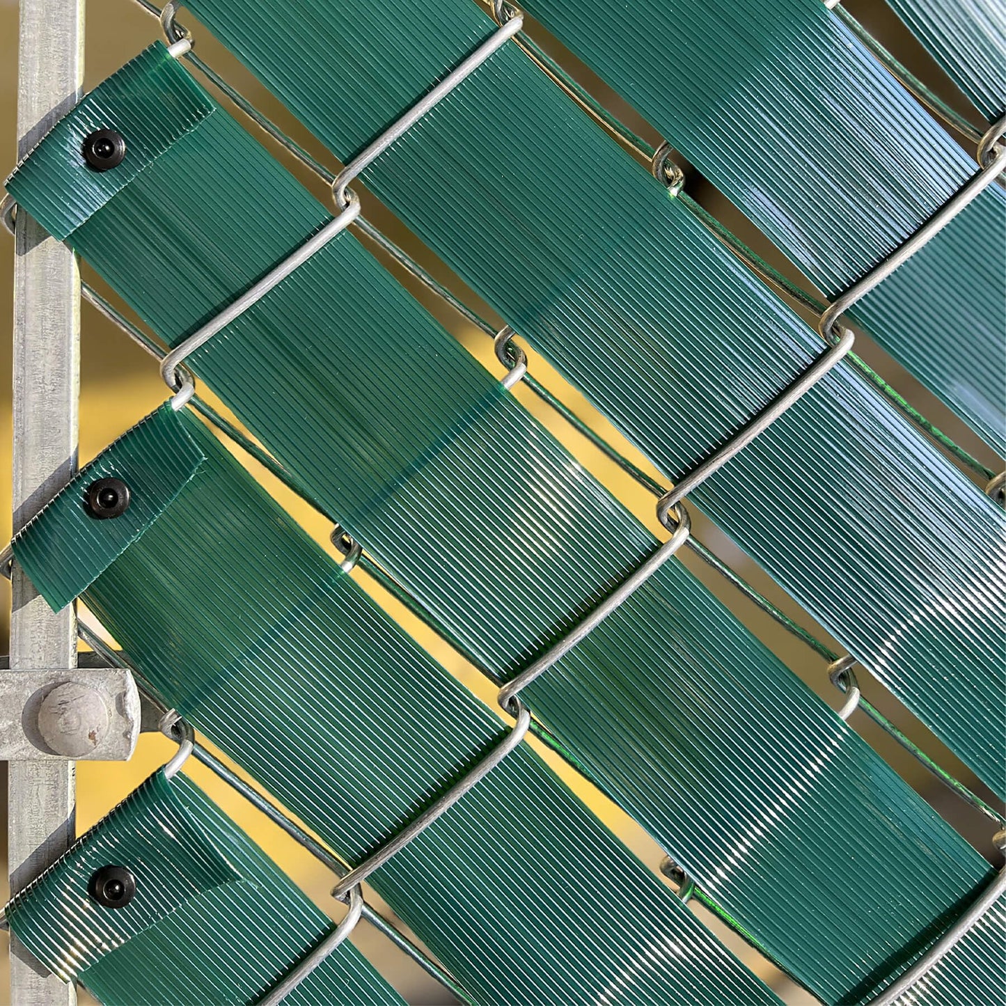 Aiwaiufu 76 Meters Chain Link Fence Privacy Tape, 250ftX0.15ft Chain Link Slats with 200 Packs Snap Fastener&Punch Tool, Fence Covering Privacy, Green