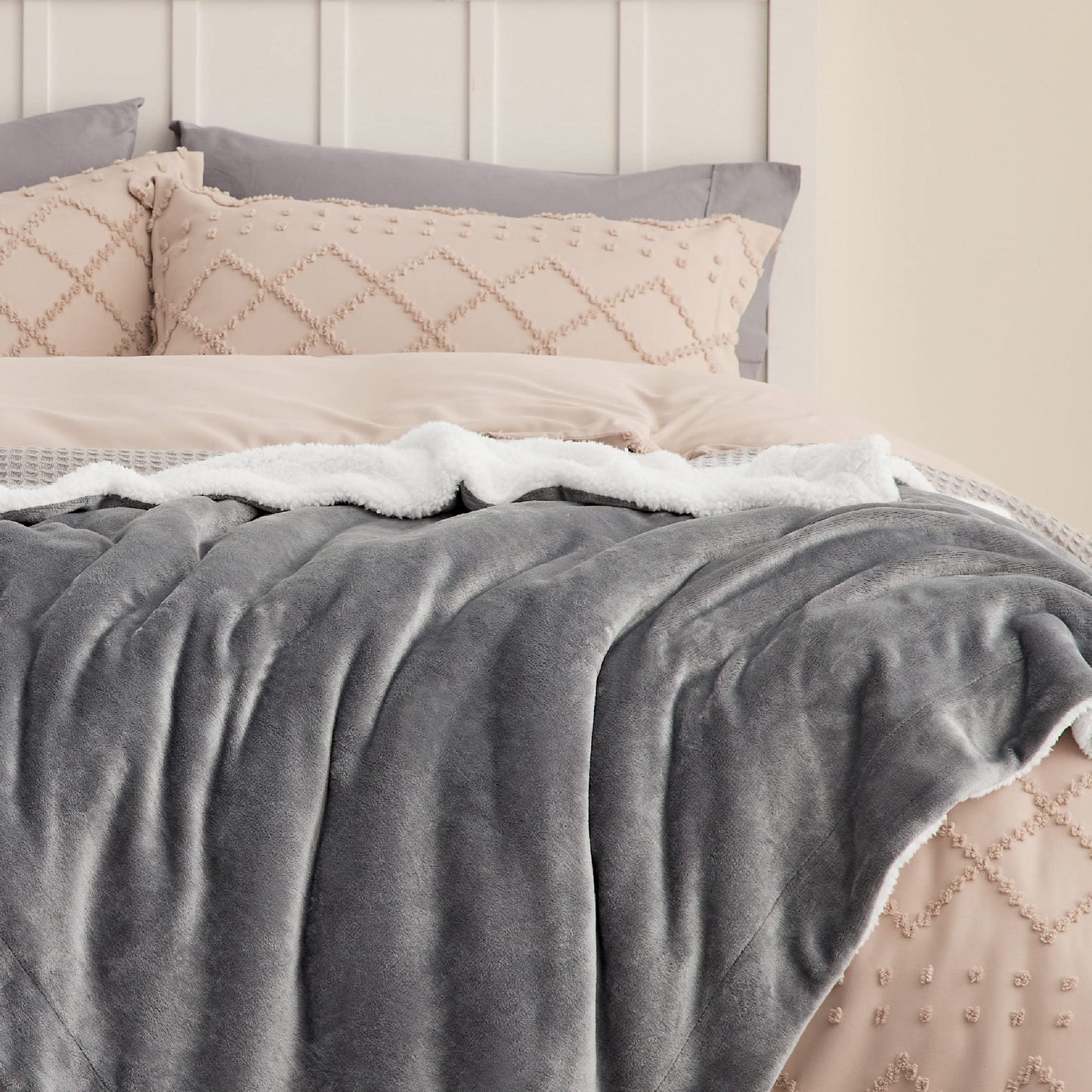 Bedsure GentleSoft Sherpa King Size Blanket for Bed, Grey Fleece Blanket Fluffy Fuzzy Soft Plush Cozy Gifts for Women Men Kids, Grey Decor Gifts for Home, Livingroom, Bedroom, 108x90 Inch