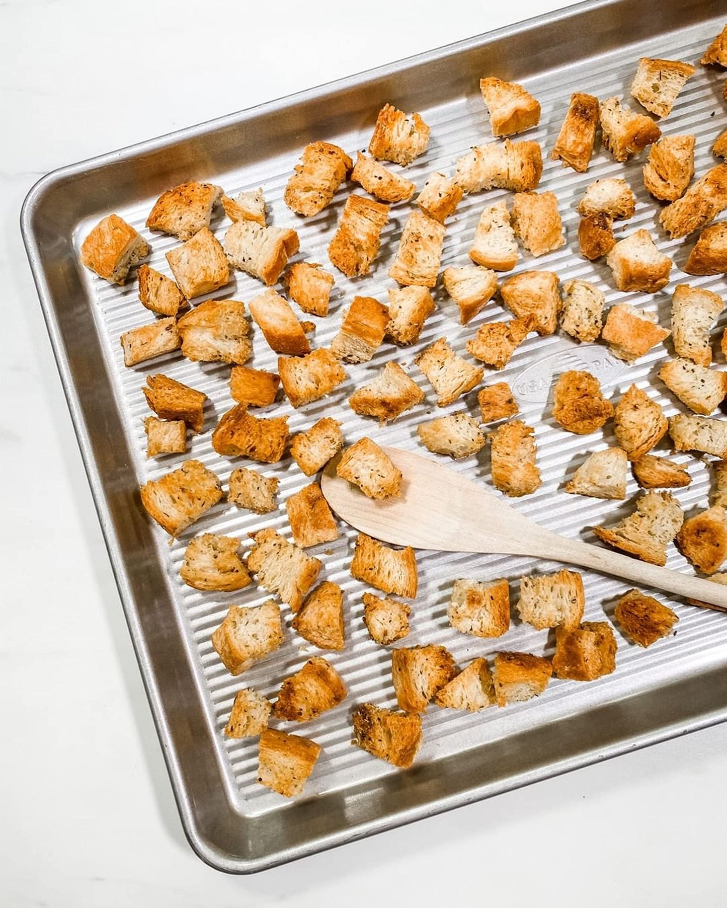 USA Pans 1300ST Bakeware Half Sheet Pan, Set of 2 Aluminized Steel Set of 2 Half Sheet Pan