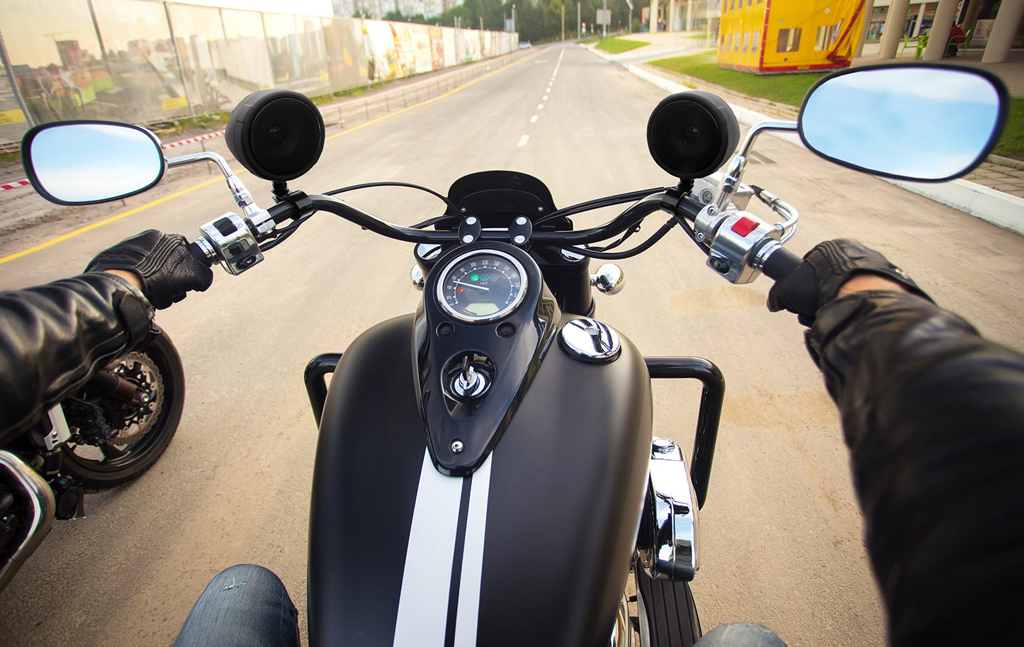 BOSS Audio Systems MCBK420B Motorcycle Bluetooth Speaker System - Class D Compact Amplifier, 3 Inch Weatherproof Speakers, Volume Control, Great for Use with ATVs/Motorcycles, 12 Volt Vehicles