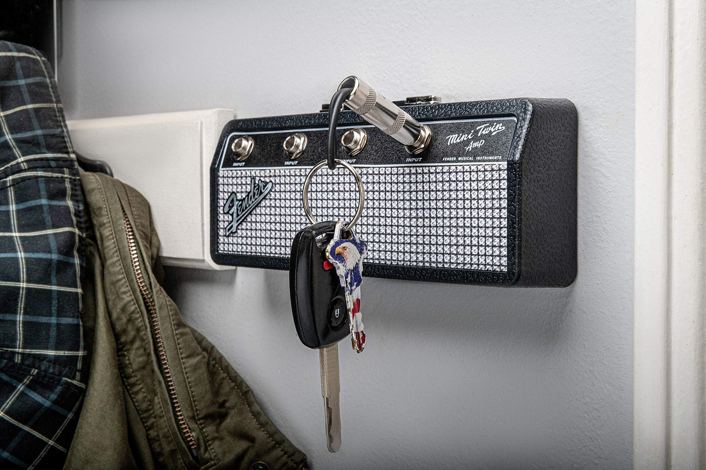 Pluginz - Fender Jack Rack - Includes 4 Guitar Plug Keychains Black/Silver