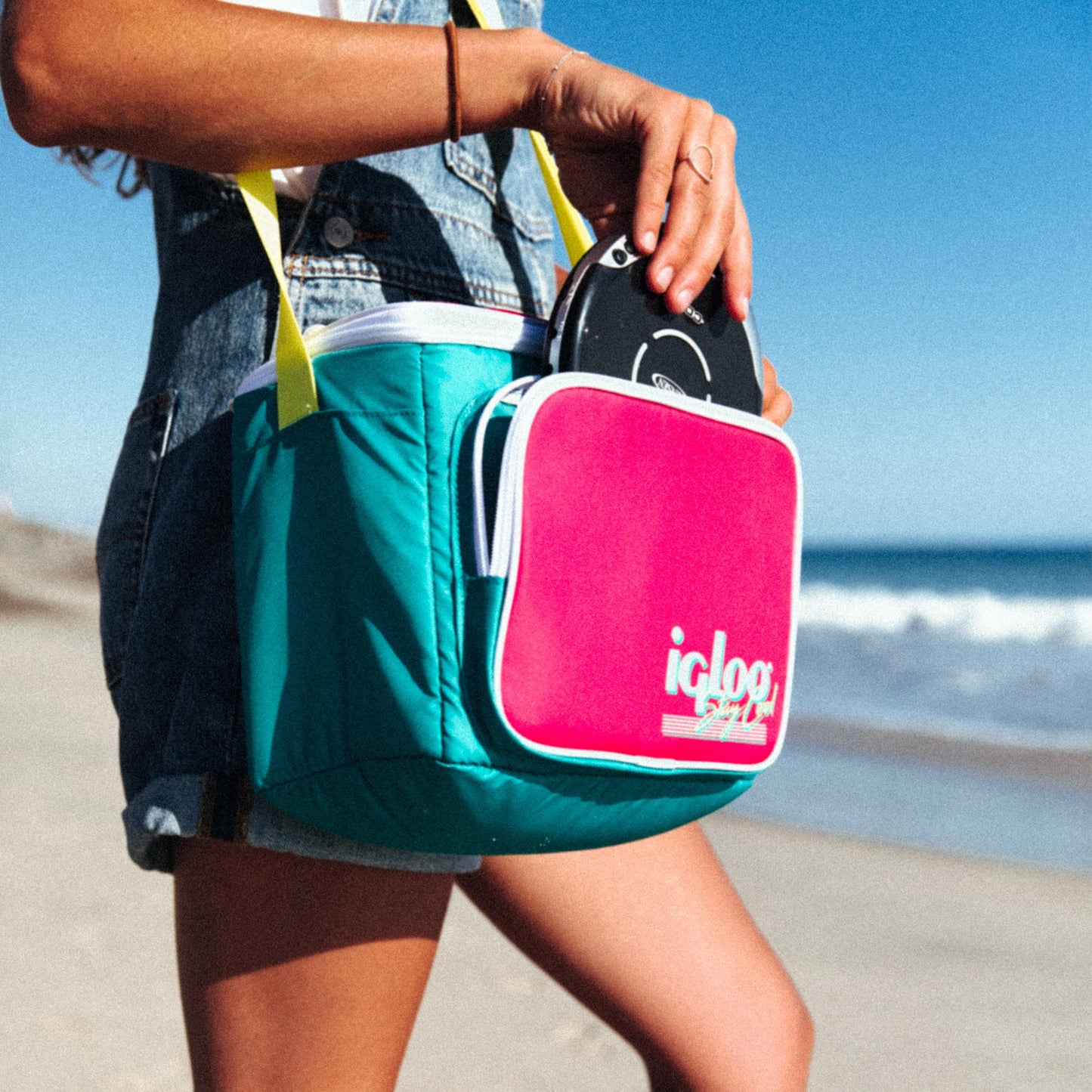 Igloo 90s Retro Collection Square Neon Lunch Box Soft Side Cooler Bag with Strap