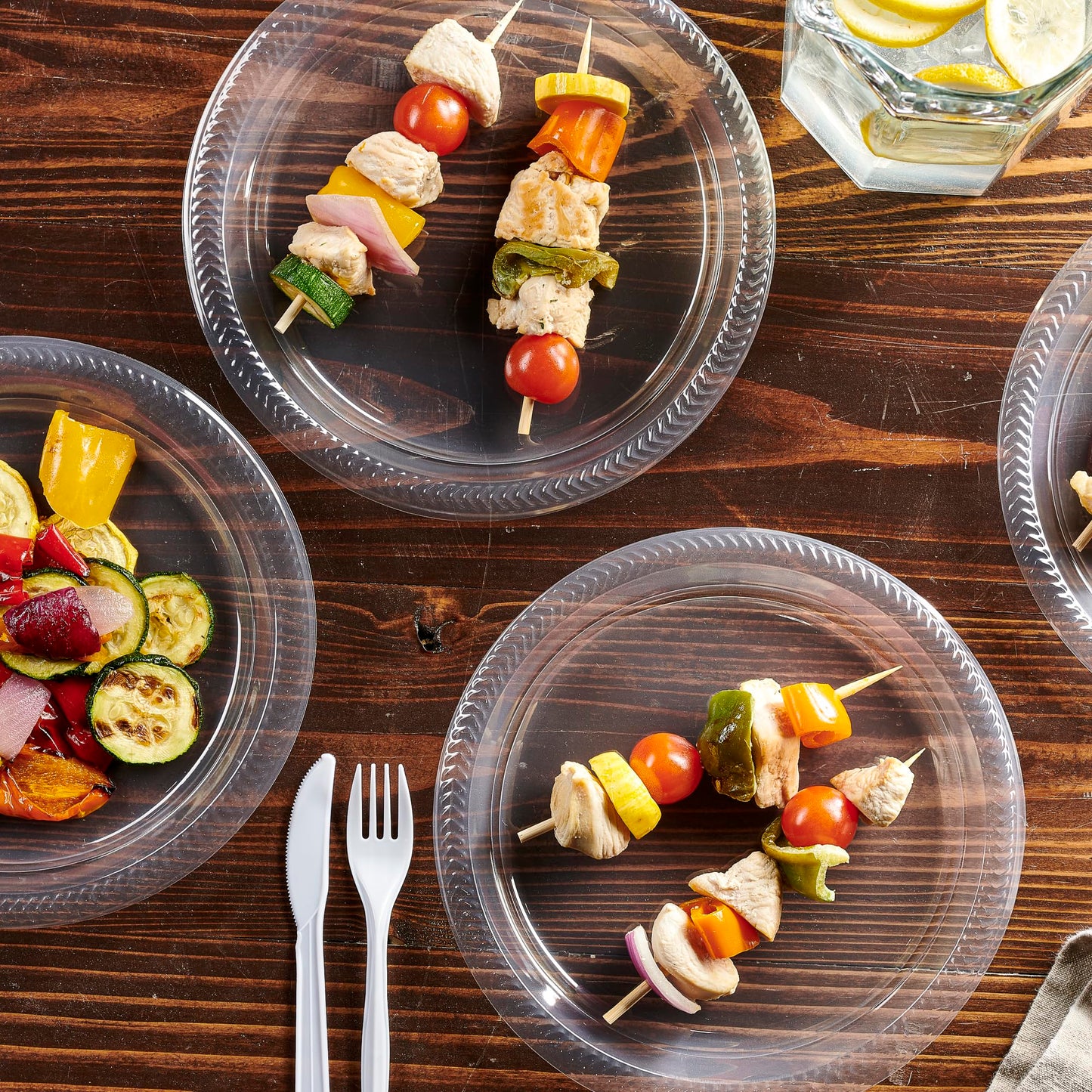 PLASTICPRO 160 Pack Clear Plastic Plates 9 Inch Bulk Pack Durable Disposable Plastic Dinner Plates for Parties Events BBQ