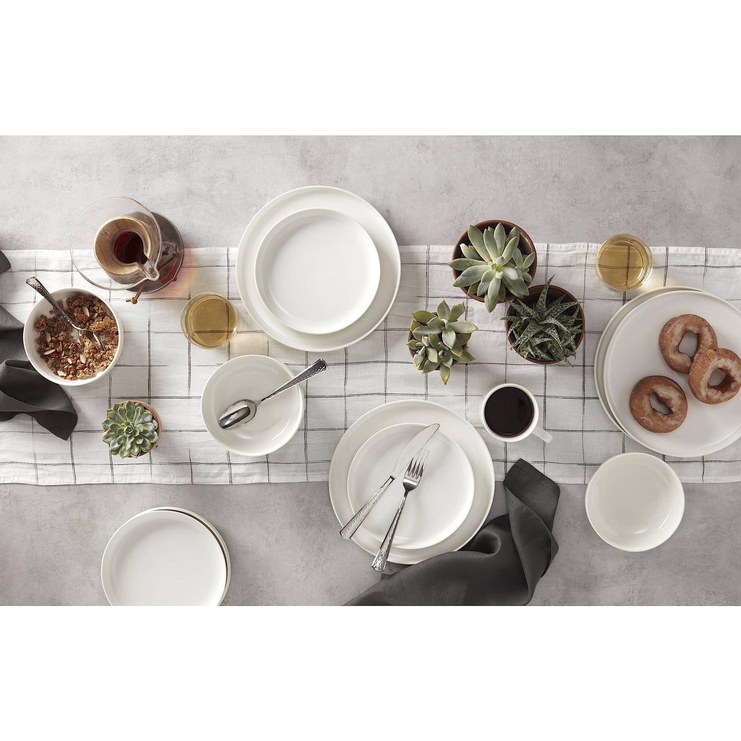 Oneida 895942 24 Seven White 12 Piece Dinnerware Set
