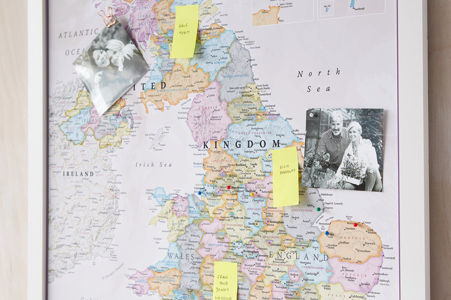 UK Map - Classic Wall Map Of The United Kingdom Poster - Front Lamination - 33 x 23in