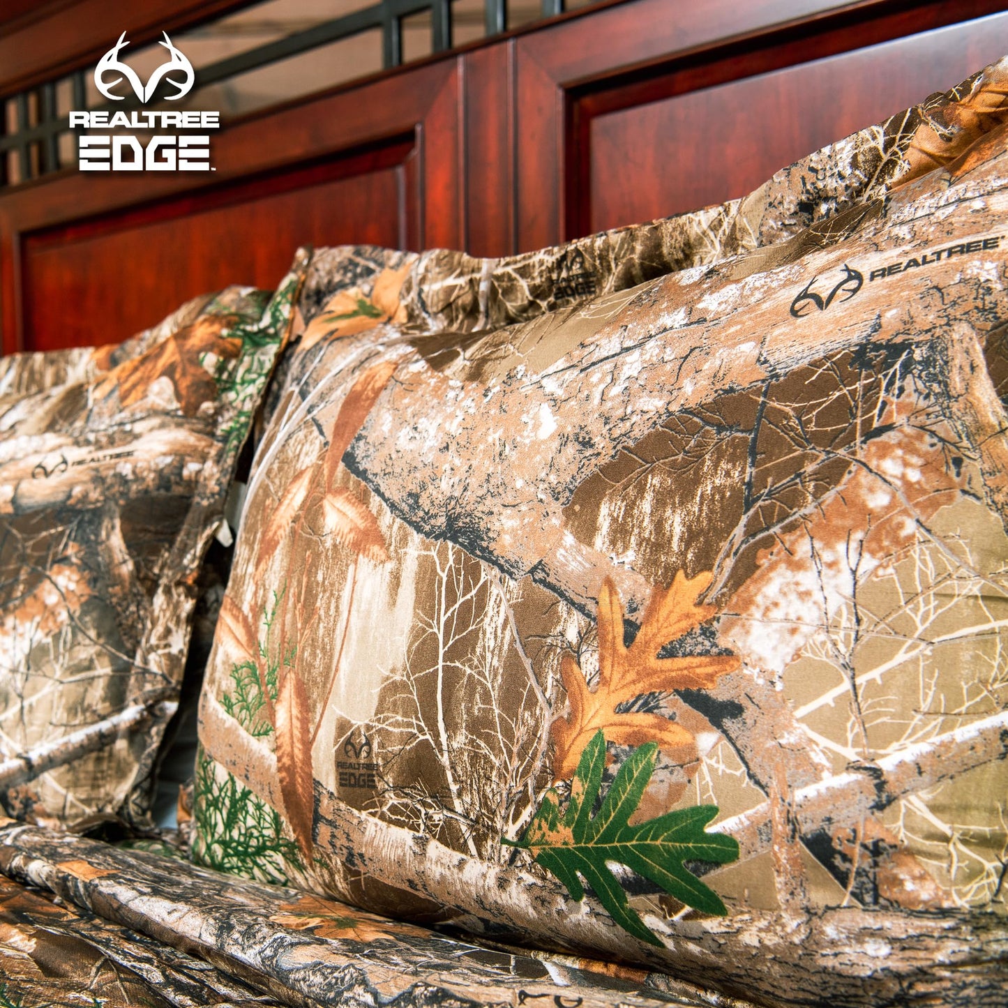 Northwest Realtree Full/Queen, 1 Comforter and 2 Sham Set, All Seasons, Men and Women Soft Cabin Bedding, Realtree Edge