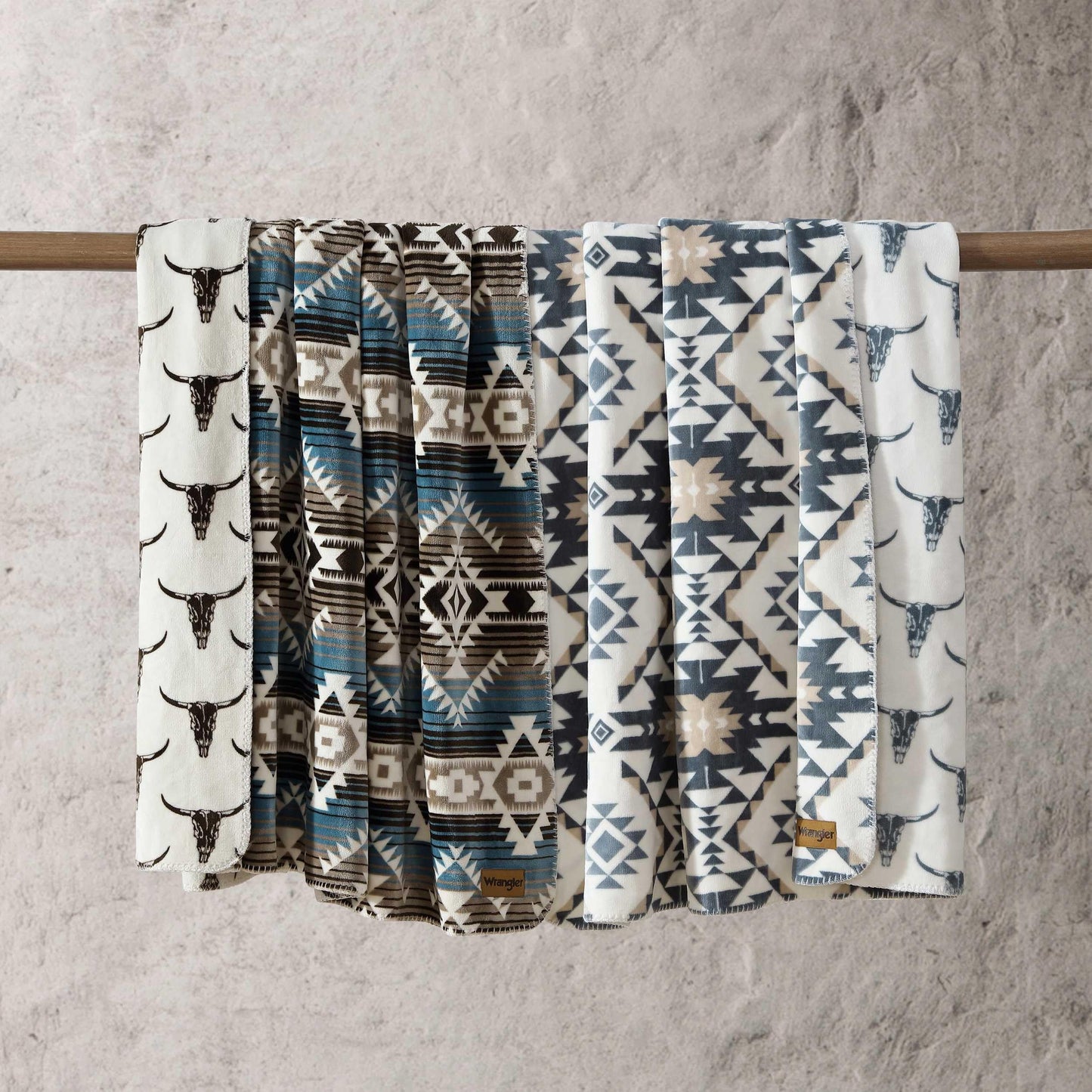 Wrangler - Throw Blanket, Super Soft Coco Flannel Bedding, Western Home Decor, Oeko-Tex Certified (Jericho Turquoise, 60" x 70")