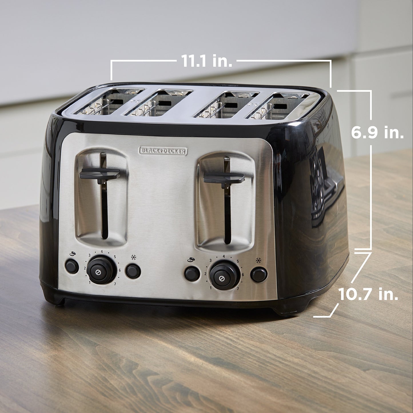 BLACK+DECKER Toaster, 4 Slice, Extra Wide Slots for Bagels and Artisan Breads, Black, TR1478BD