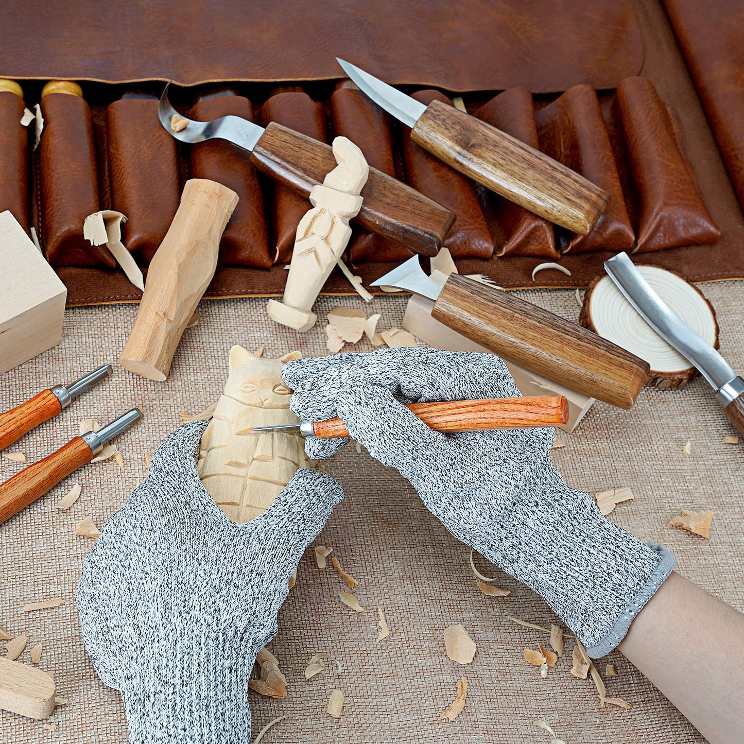 Wood Carving Kit, 20Pcs Wood Carving Tools with Leather Storage Bag, Whittling Kit with 3Pcs Chisels & 8Pcs Whittling Knives & 5 Detail Knives for Beginners and Enthusiasts
