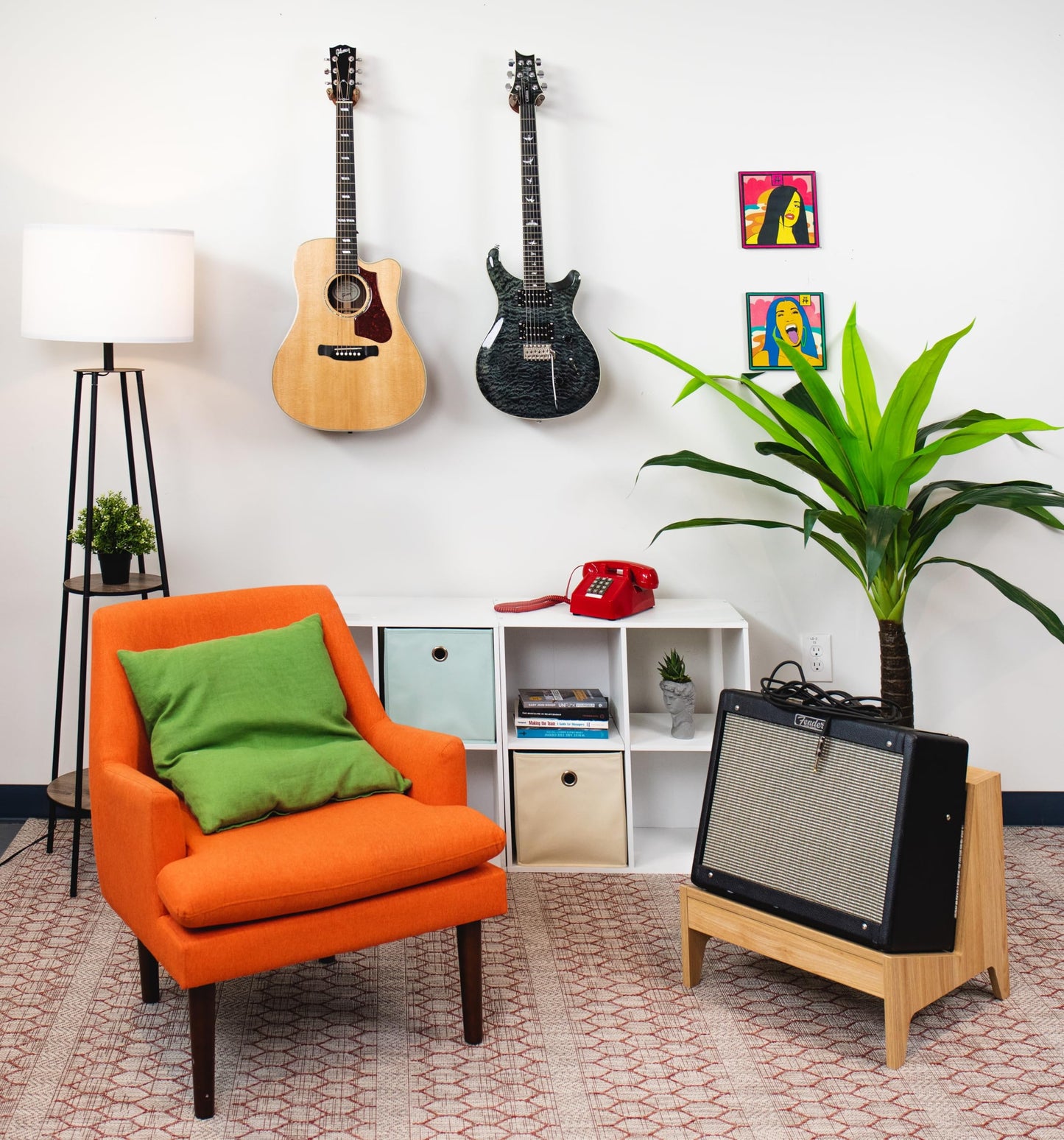Levy's Leathers Forged Steel Guitar Hanger; Brass Metal with Tan Veg-Tan Leather Yoke Wraps (LVY-FGHNGR-BRTN)
