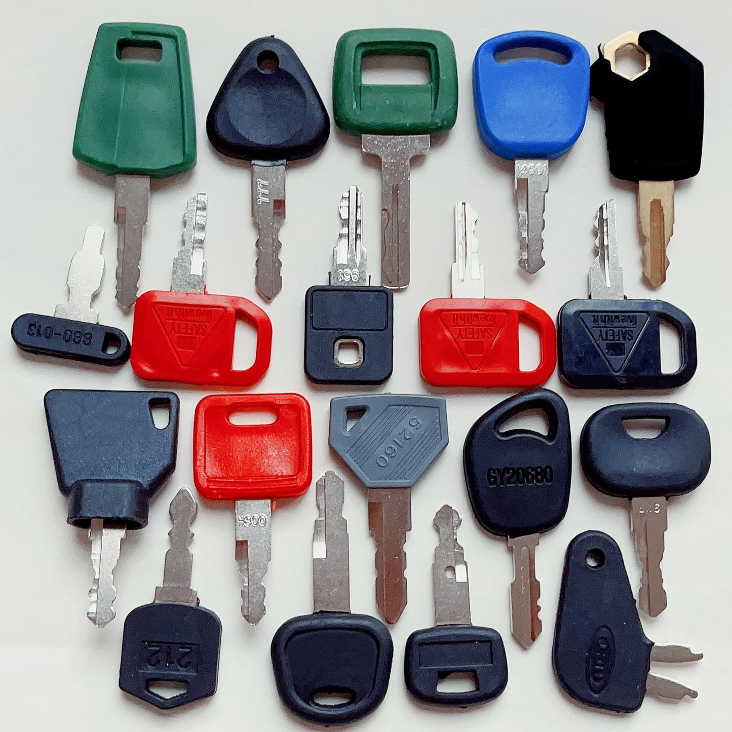 47 Keys Heavy Equipment/Construction Ignition Key Set Compatible with Volvo John Deere Kubota Caterpillar Komatsu Case JCB Hitachi Excavator Key Heavy Equipment Master Key Set