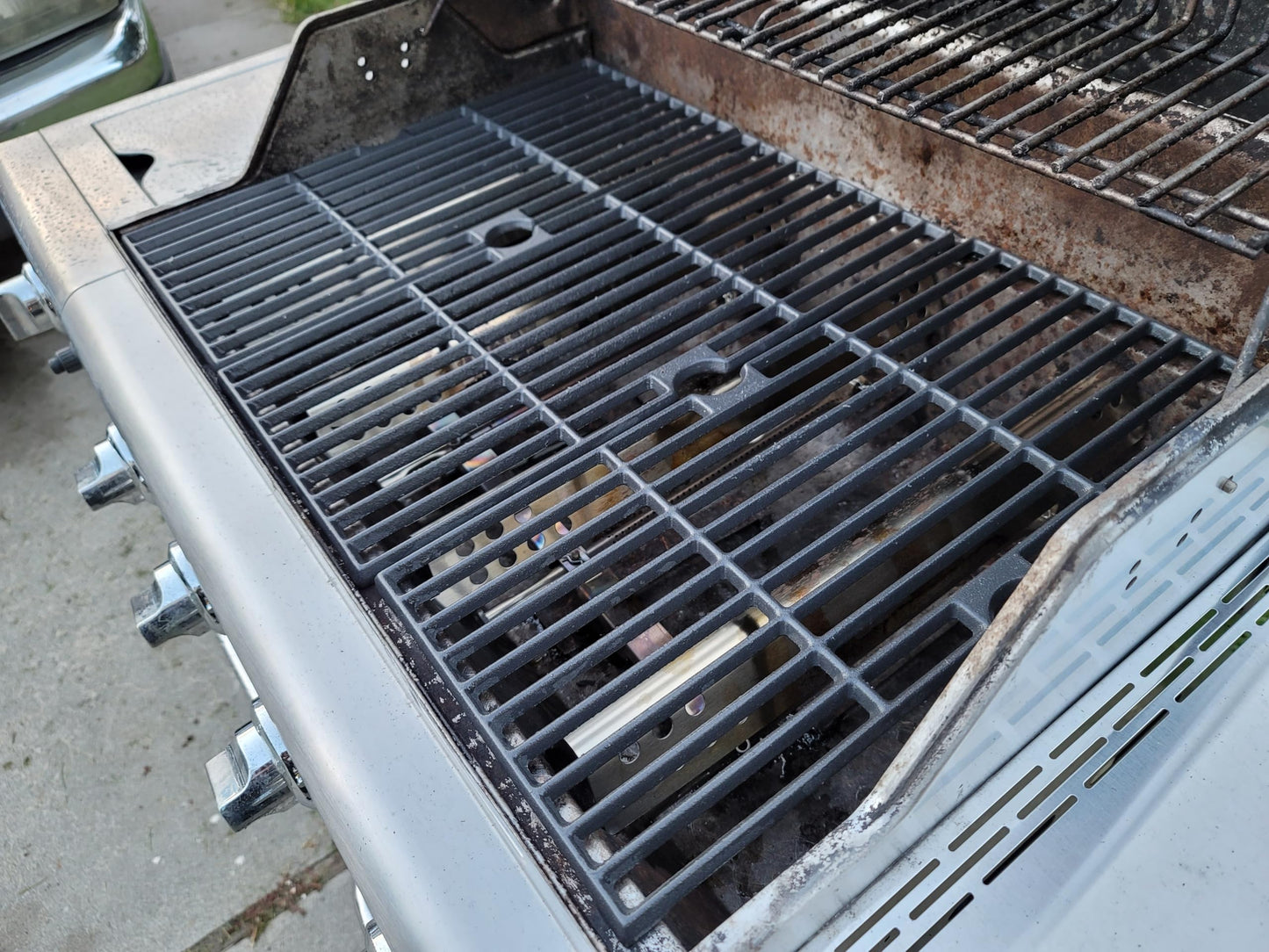 16 7/8" Grill Grates for Charbroil 463420508, 463420511, 463436214, 463440109 Gas Grill, Porcelain Coated Cast Iron Cooking Grids for Char Broil, Thermos, Master Chef, Backyard, 3 Pack