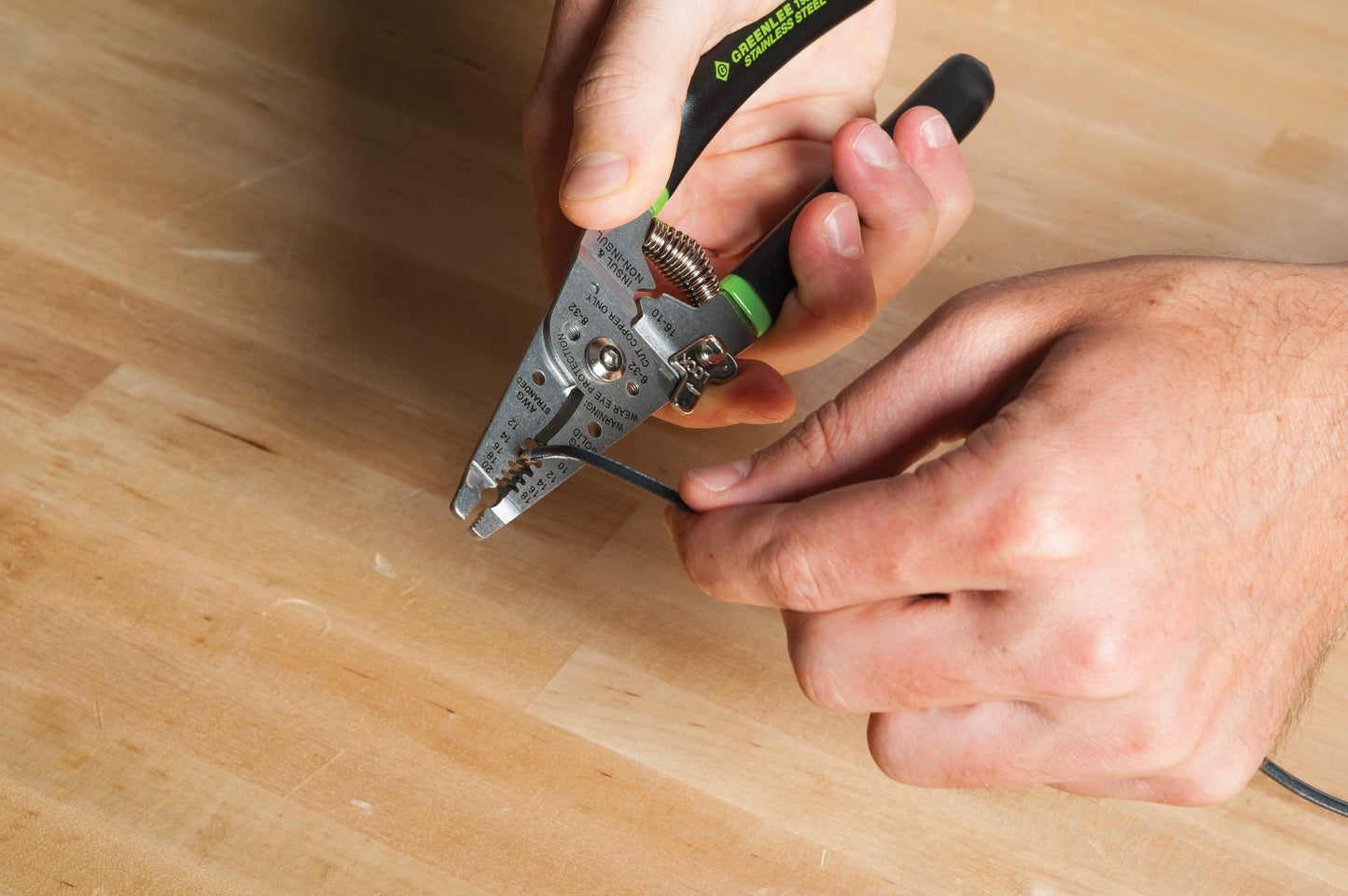 Greenlee 1955-SS Pro Stainless Wire Stripper, Cutter and Crimper Curve, 10-18AWG, 7.5-Inches