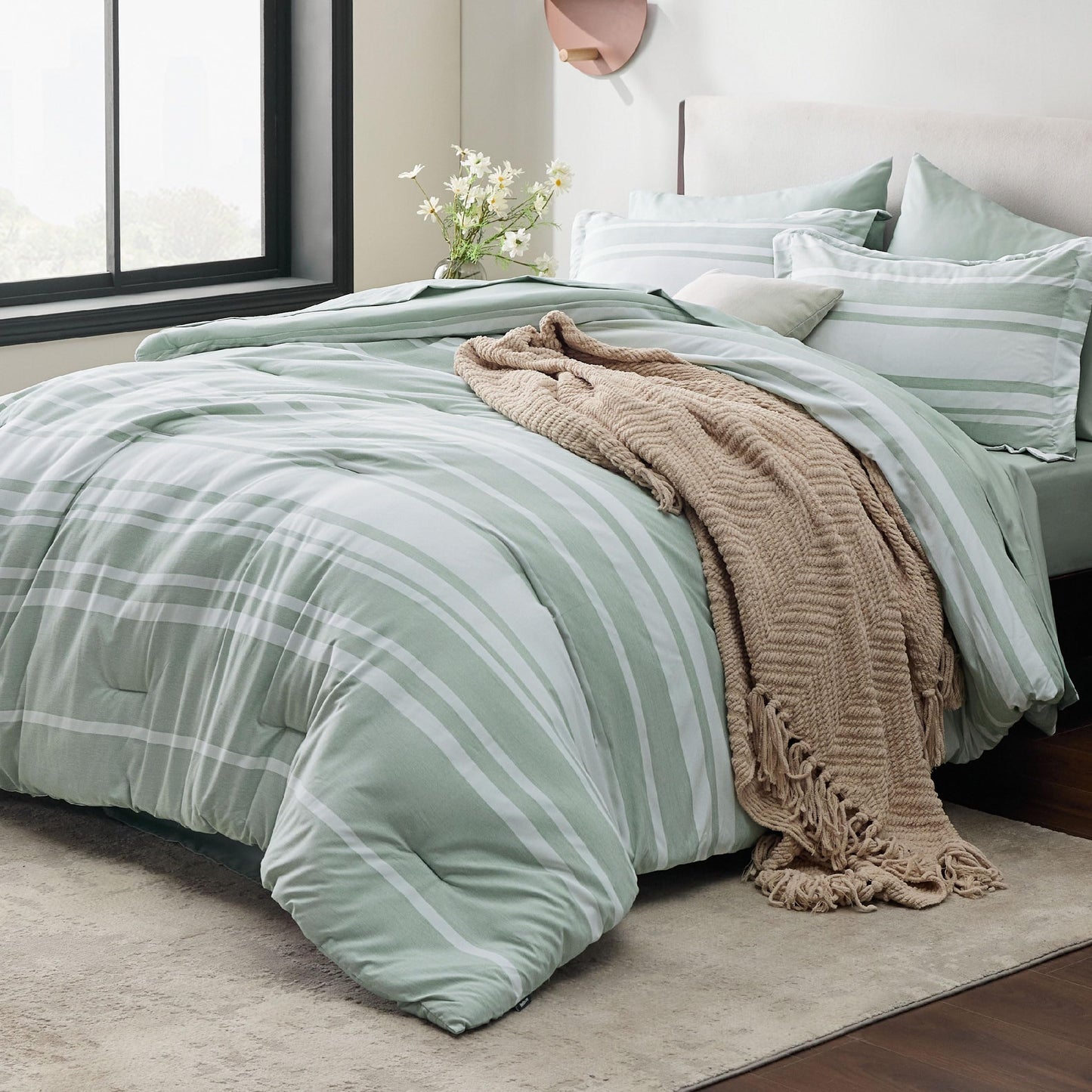 Bedsure Bed in a Bag Full Size 7 Pieces, Sage Green White Striped Bedding Comforter Sets All Season Bed Set, 2 Pillow Shams, Flat Sheet, Fitted Sheet and 2 Pillowcases