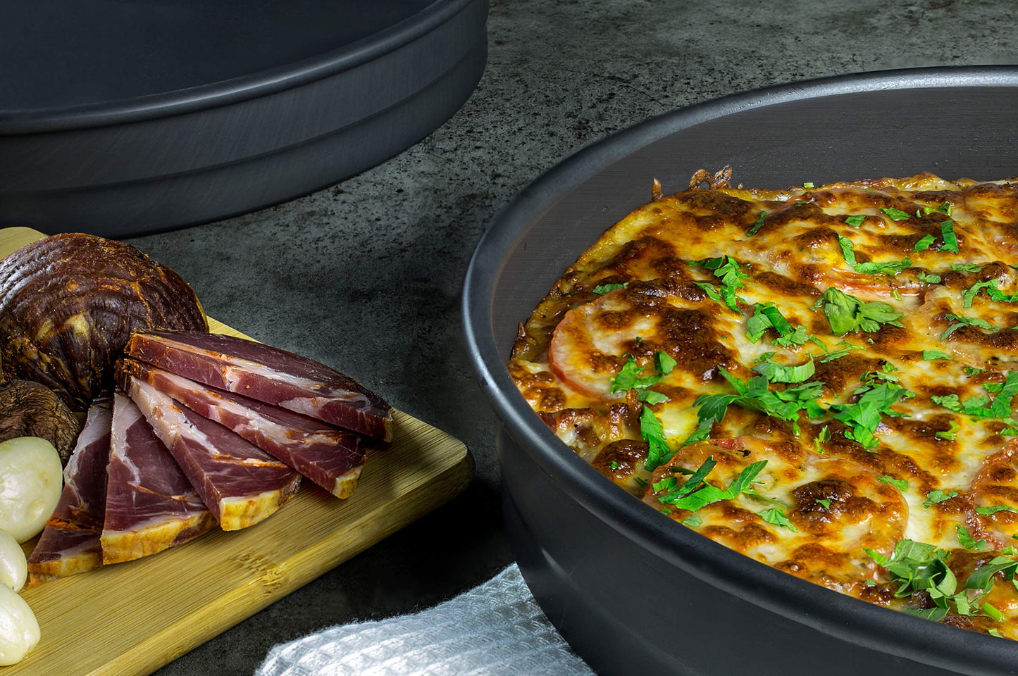 Lloyd Pans Kitchenware Deep Dish Nessting Pan 14 Inch - PSTK