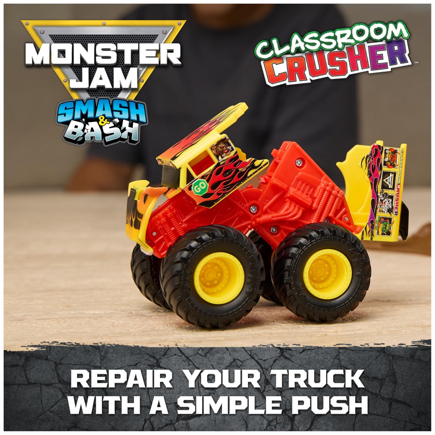 Monster Jam Smash & Bash Crash Course Playset with Launcher, Exclusive 1:64 Scale Monster Truck, 16-inch Obstacle Tower with Trampoline, Kids Toys for Boy and Girls Ages 3 and up