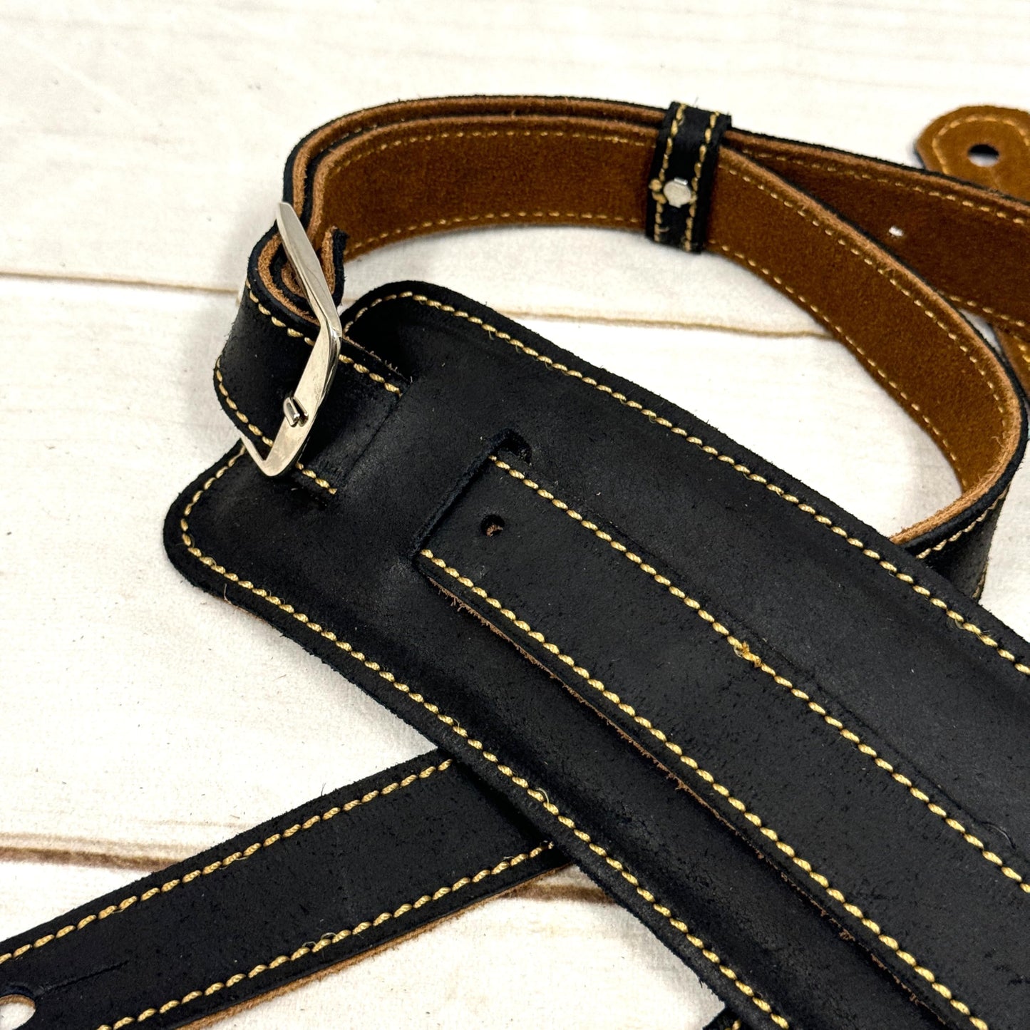 Walker & Williams C-19 New Charcoal Black Deluxe Vintage Style Rockabilly Guitar Strap Premium Signature Soft Grain Leather And Nonslip Suede Back For Acoustic, Electric, And Bass Guitars, Charcoal