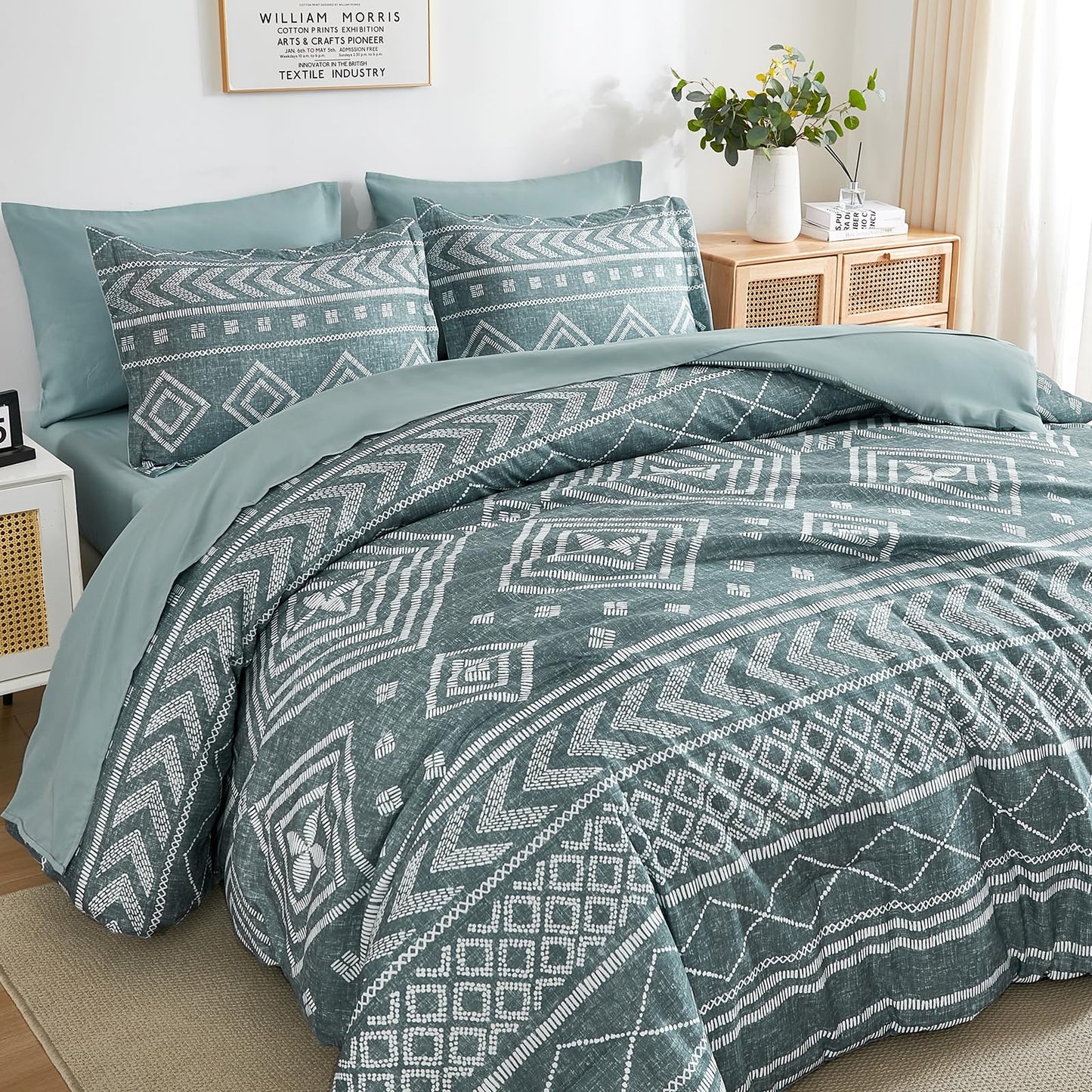 Yiran Boho Aztec Comforter Set Queen Size, Grayish Blue Comforter Bedding Set, 7 Piece Bed in a Bag, Soft Microfiber Bohemian Striped Complete Bedding Set with Sheets for All Season