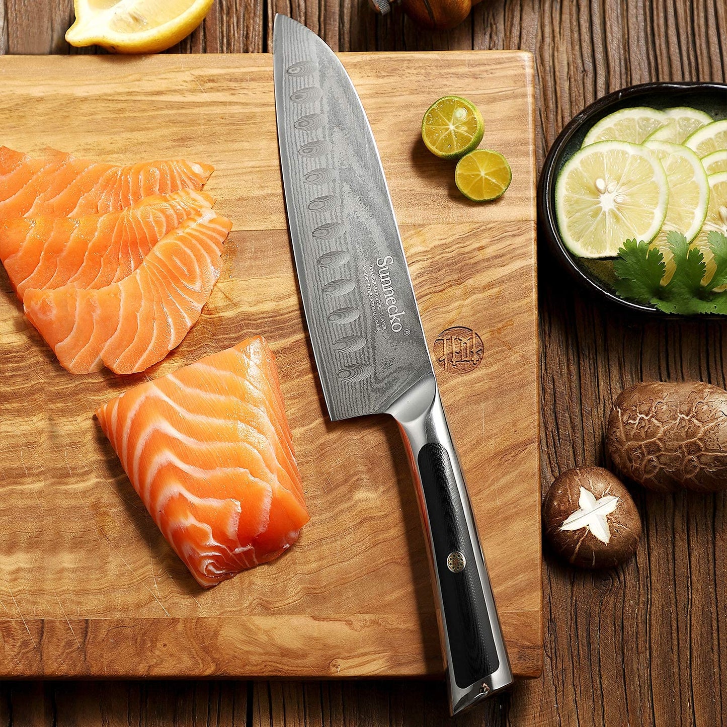 Sunnecko 7-Inch Santoku Knife with VG-10 Core, 72-Layer Damascus Steel Chef Knife, 15° Precision Edge, Full Tang Kitchen Knife with G10 Handle