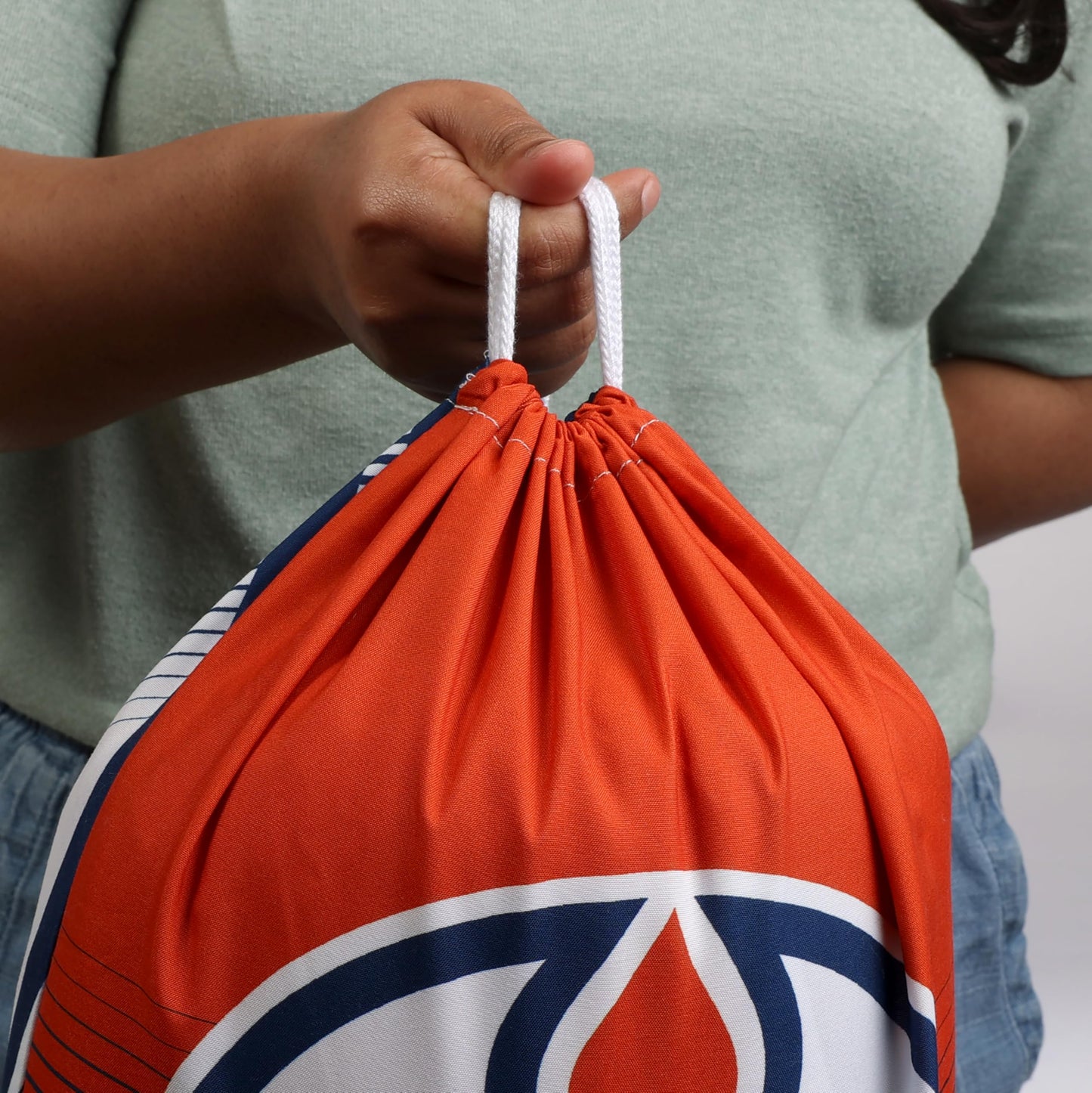 NHL Edmonton Oilers Kids Lightweight Indoor Slumber Bag/Sleeping Bag with Portable Drawstring Bag EXPRESSIONS Ultra-Soft & Cozy (Official NHL Product)