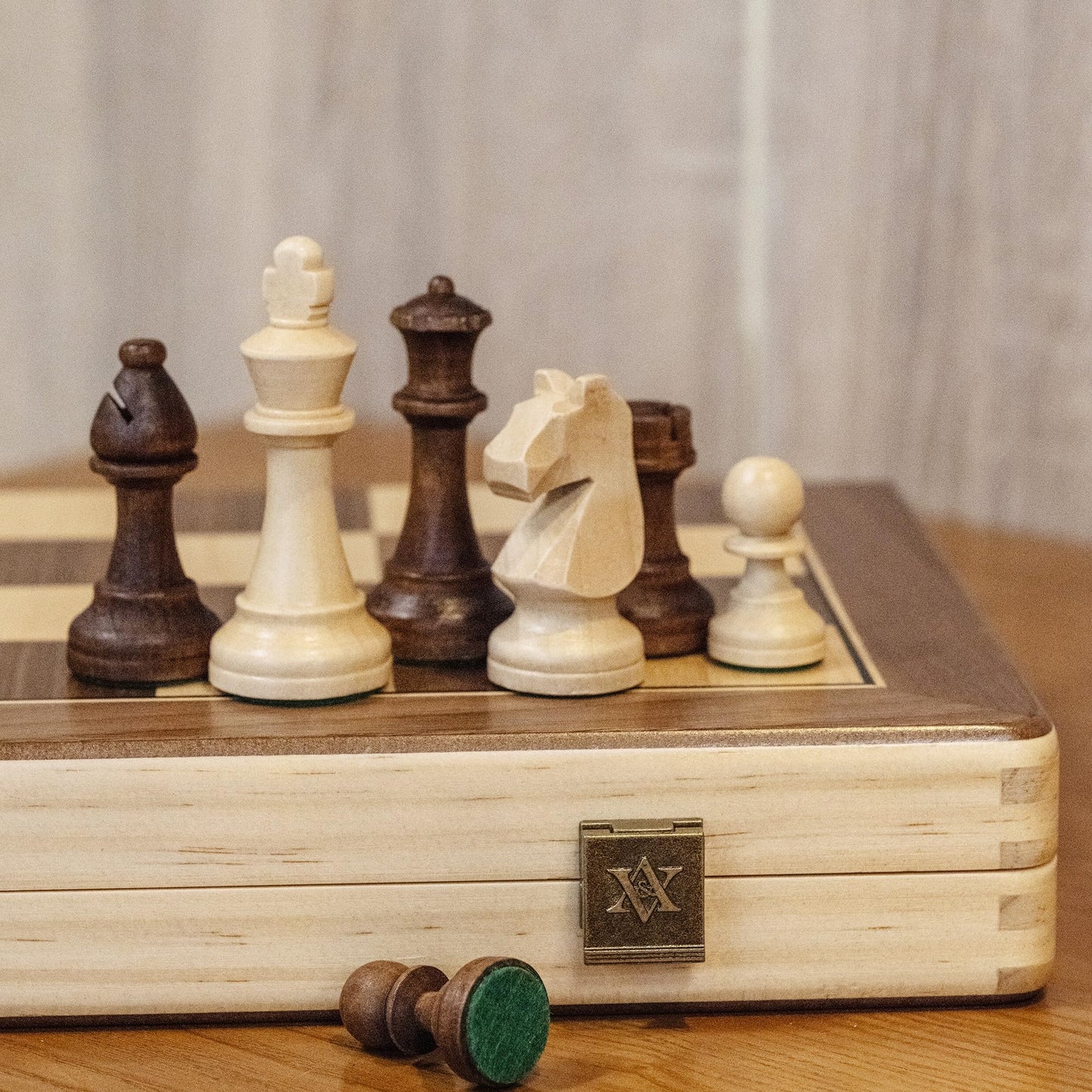 A&A 15" Wooden Chess Set/Folding Board / 3" King Height German Knight Staunton Chess Pieces/Walnut & Maple Inlaid /2 Extra Queen