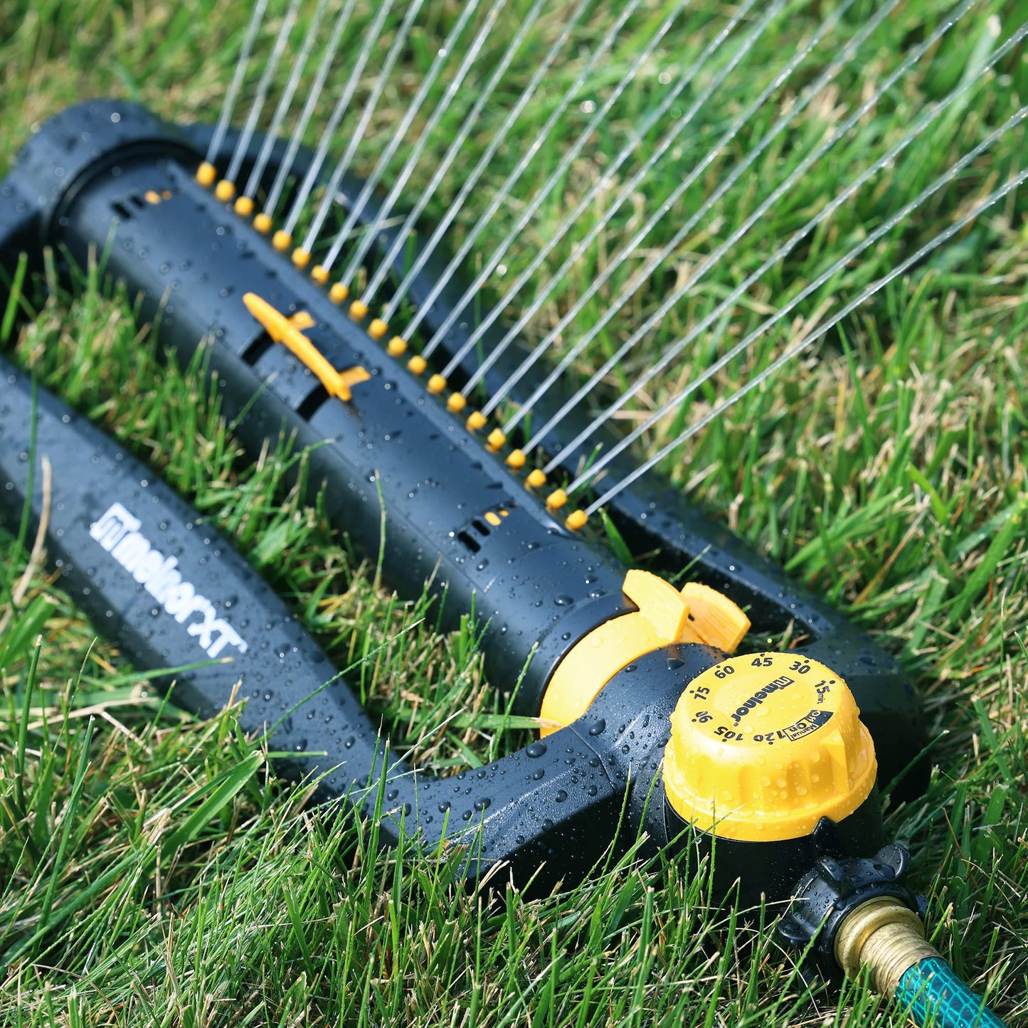Melnor 65133AMZ XT Turbo Oscillating Sprinkler W/Timer, 4,500 sq. ft., Quick Connect Bundle, 2-Way Adjustable, Black, Yellow