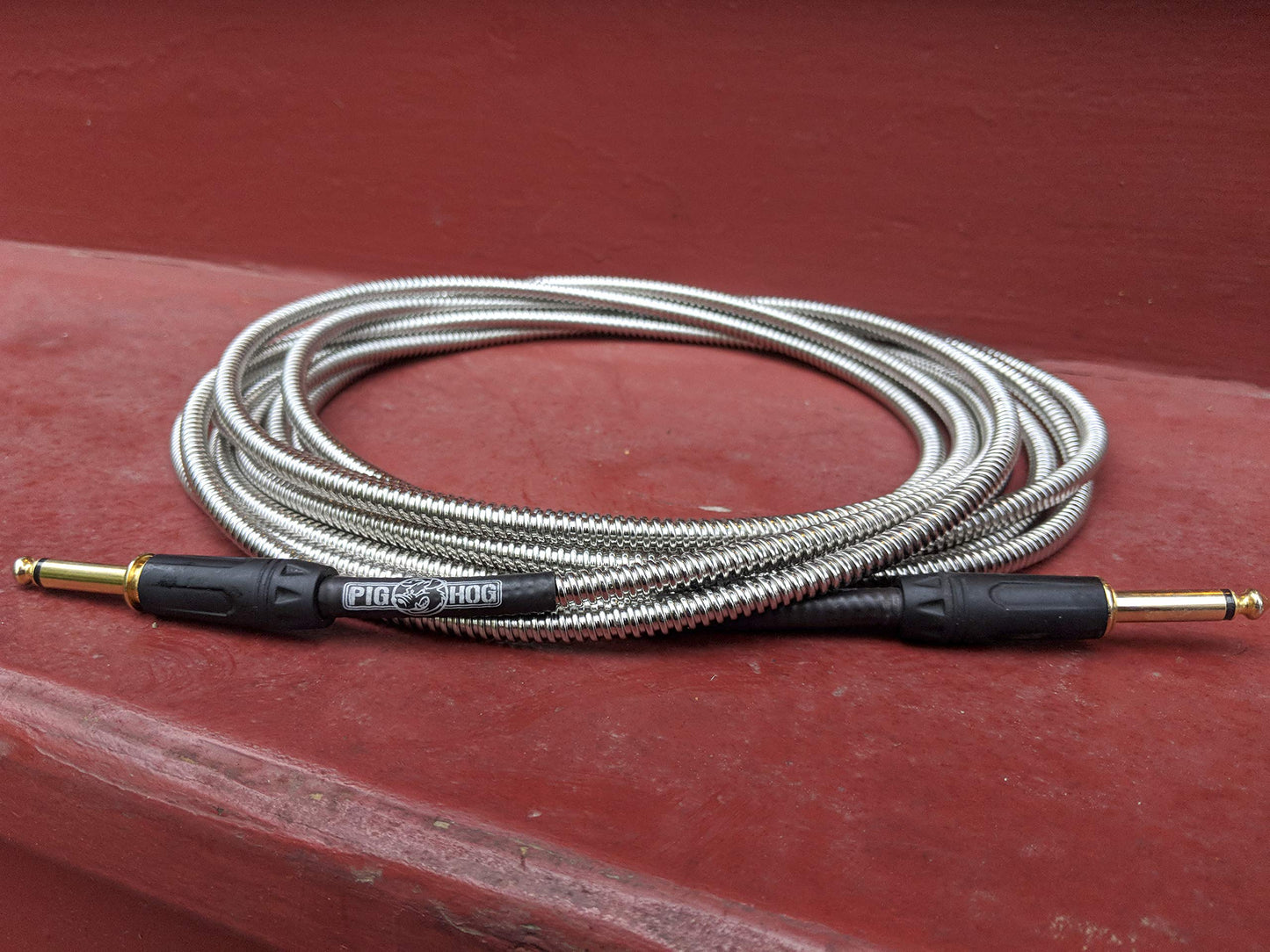 Pig Hog PHAC-10R Armor Clad Right-Angle 1/4" to 1/4" Guitar Instrument Cable, 10 Feet