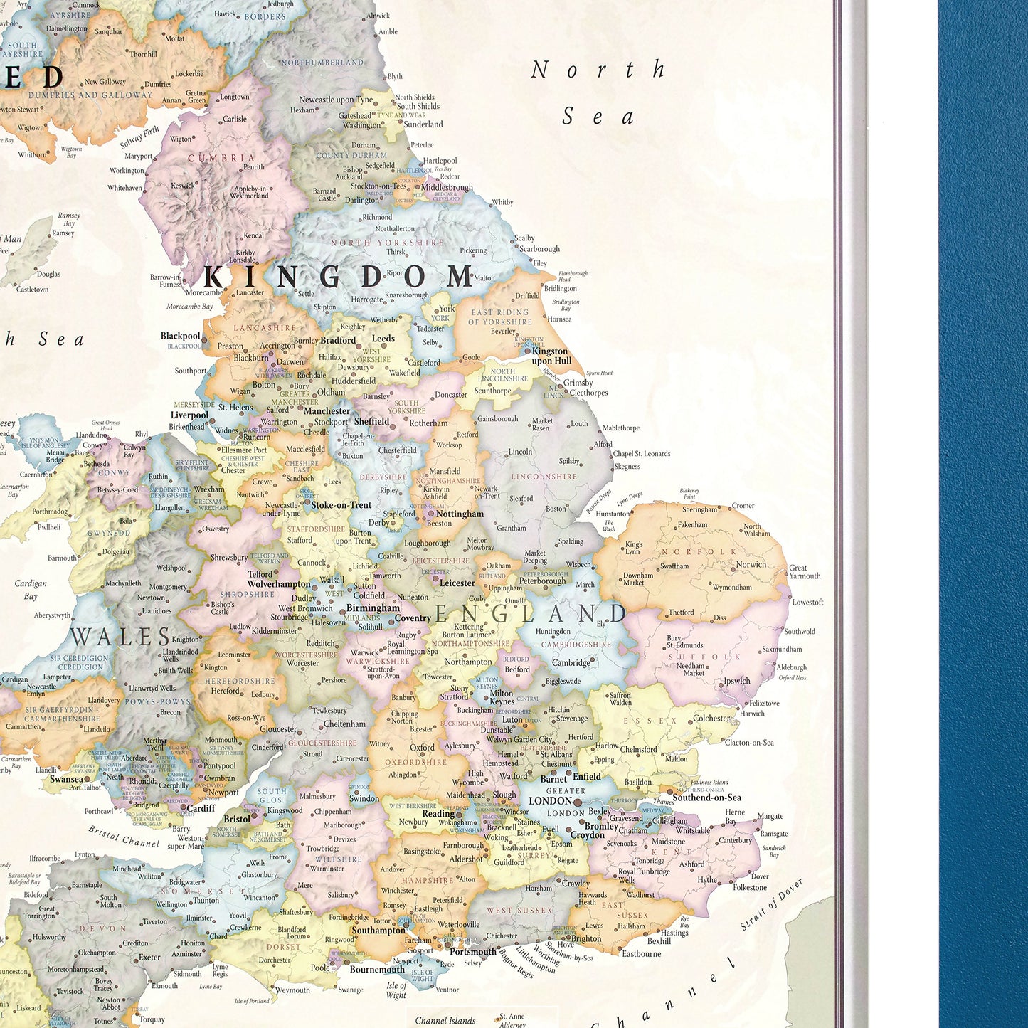 UK Map - Classic Wall Map Of The United Kingdom Poster - Front Lamination - 33 x 23in