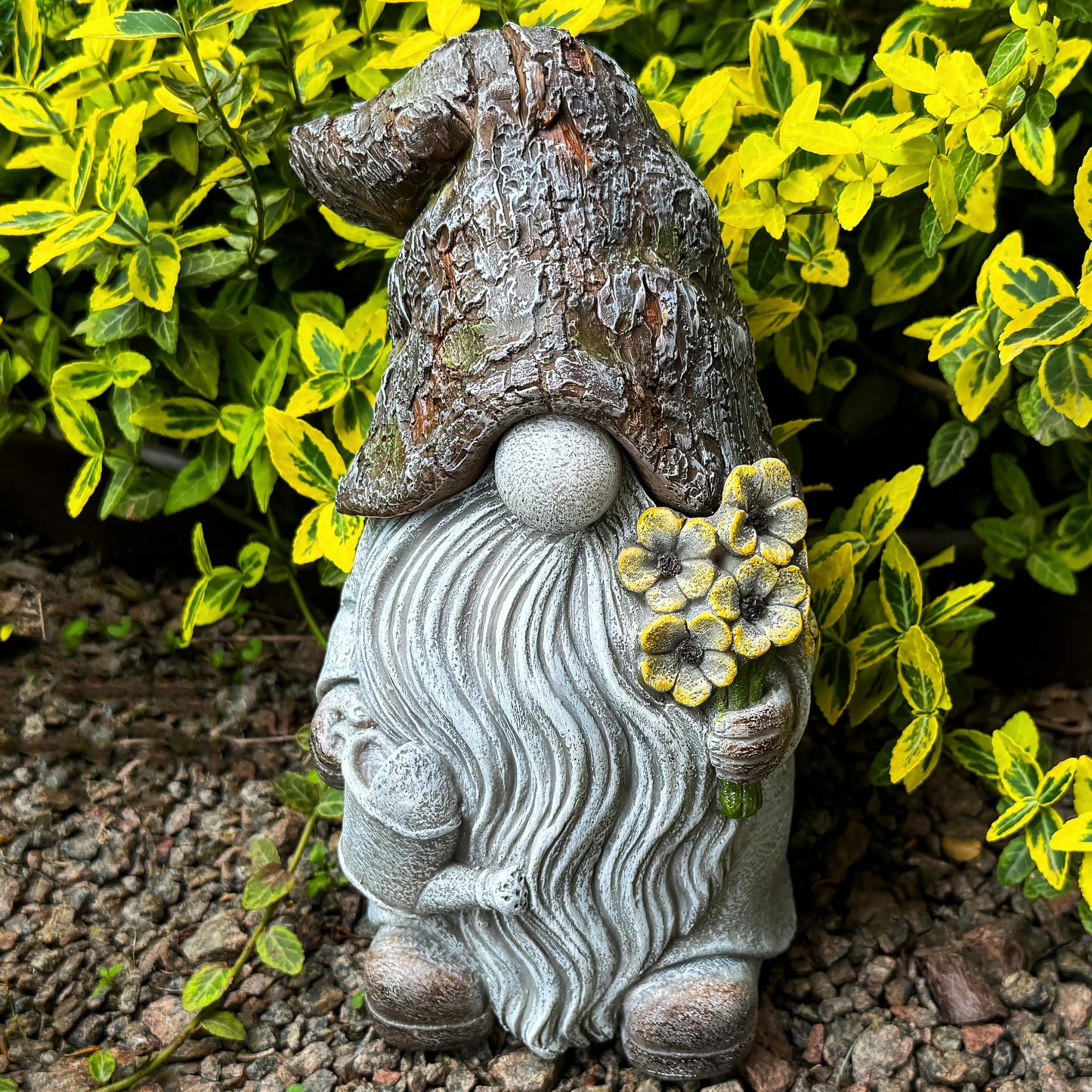 Mood Lab Garden Gnome - Key Hider Gnome Figurine - 9.25 inch (23.5 cm) Tall Lawn Statue - for Outdoor or House Decor